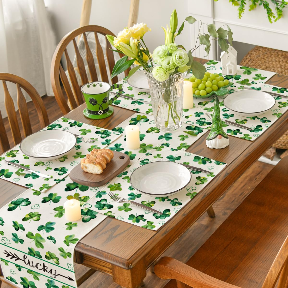 Artoid Mode Lucky Shamrock St. Patrick's Day Placemats for Dining Table, 12 x 18 Inch Seasonal Holiday Rustic Vintage Washable Table Mats Set of 4