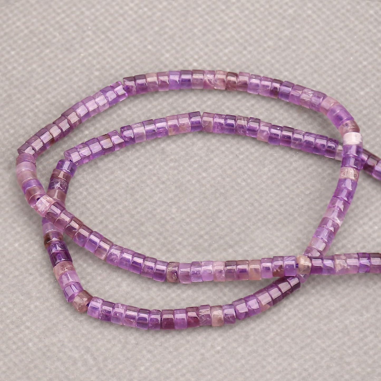 BONNY BOXX 150PCs Natural Amethyst Spacer Beads, Loose Semi Precious Flat Round Gemstone Heishi Disc Stone Beads for Beading Jewelry Making 4mm*2mm
