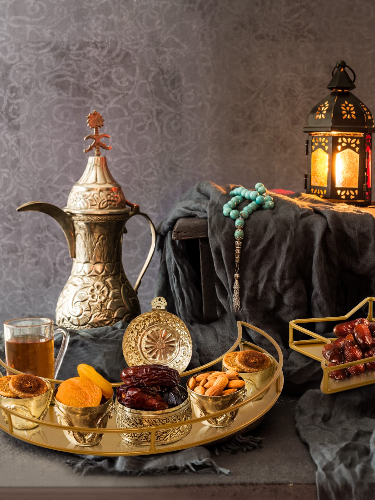 2PCS Ramadan Serving Trays Decorations for Home - Moon Star Shaped Eid Mubarak Table Decor Gifts, Islam Muslim Al-Fitr Iftar Party Crescent Iron Platters Dishes (Hollowed-Out)