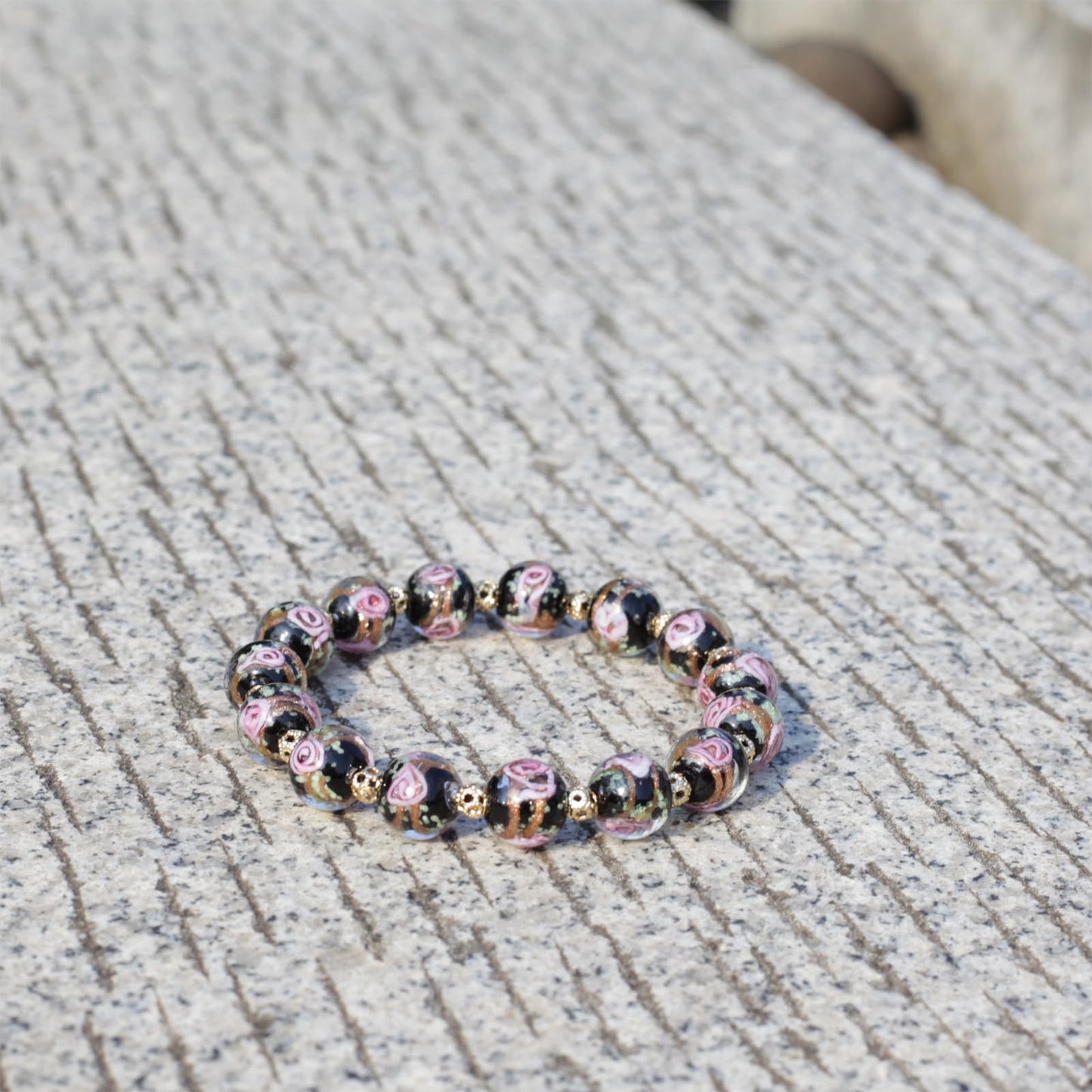 grehapas Rose luminous Beaded Stretch Bracelet for Women, Glowing Luminous Healing Crystal Glass Bracelet Jewelry for Women