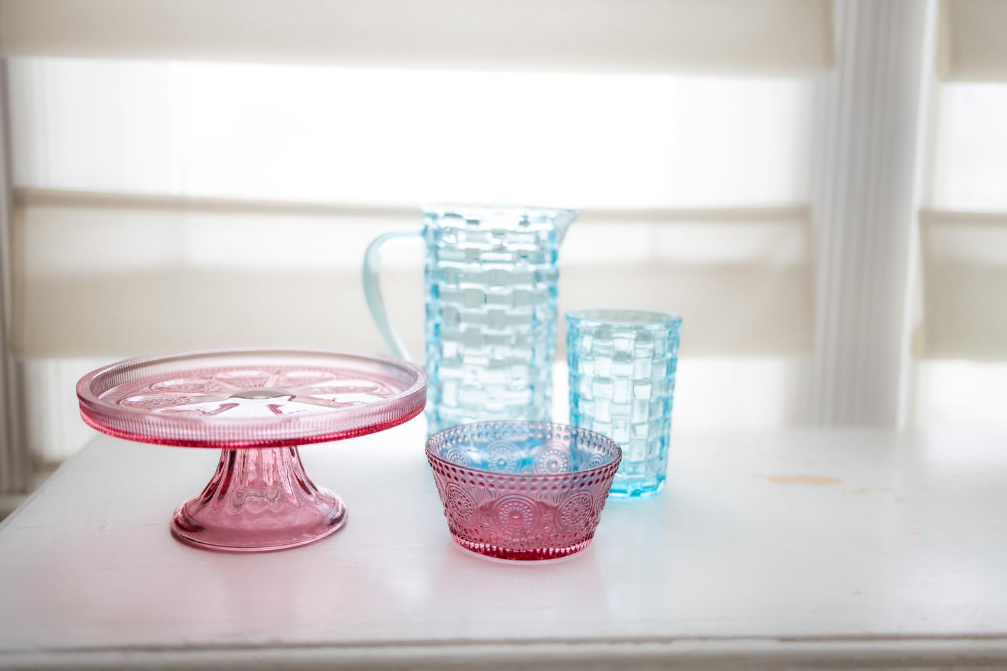 Boston International Vintage-Inspired Glass Cake Stand Round Pedestal for Desserts Cupcakes & Pie, 8.25" x 3.5", Pink Codi