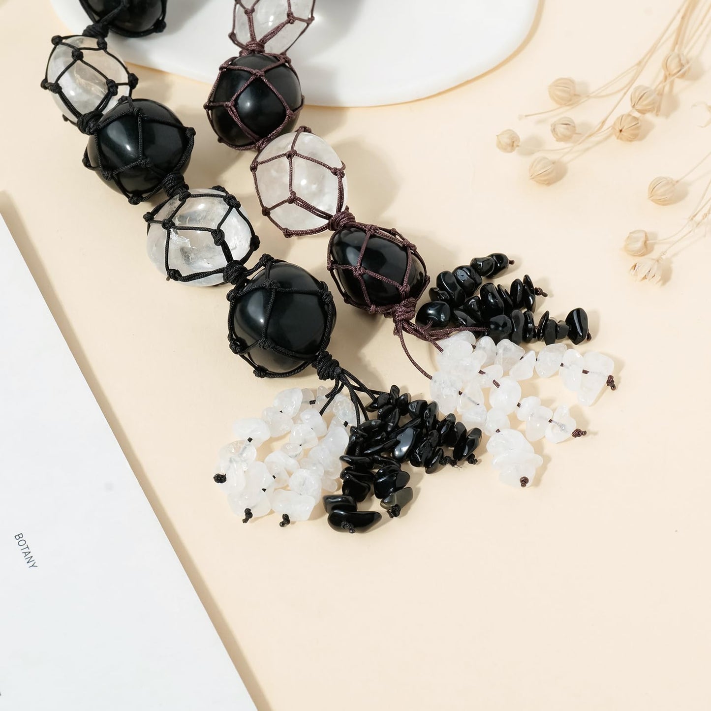 Runyangshi Hanging Car Charm Clearn Crystal Black Obsidian Healing Crystal and Stones Natural Crystals Car Hanging Omament with Chips Stones Accessories Rearview Mirror Decorations