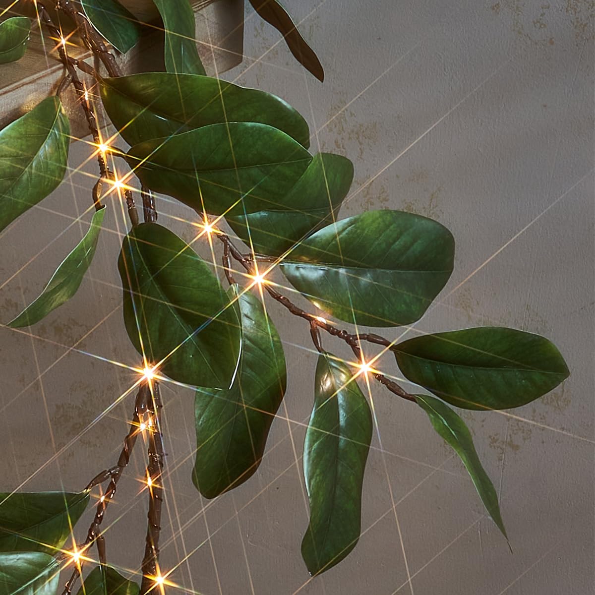 Fudios Magnolia Lighted Garland with Timer 6FT 80 LED Fairy Lights Battery Operated or USB Plug in, Artificial Greenery Garland Lights for Spring Holiday Party Mantle Decoration