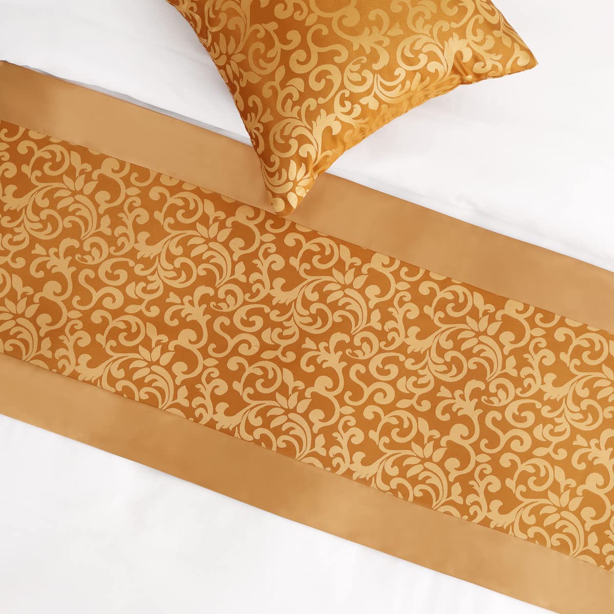 AMBERIS Bed Runner, Smooth Comfort Bed Runners & Scarves for Home and Hotel (Pillowcases Sold Separately)