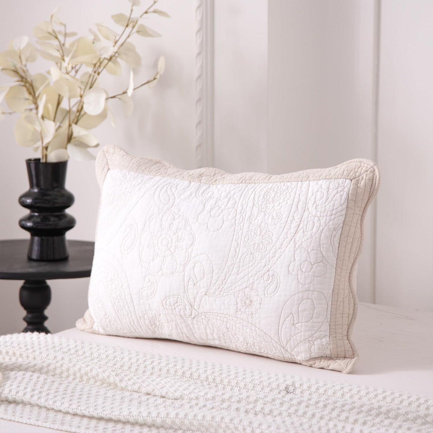 BOV Queen Quilt Bedding Set - Cotton Full Size Quilt Set with 2 Pillow Shams, Lightweight Bedspread Coverlet Queen Size Quilts for Bed Set, All Season Floral Embroidery 96"X92" Light Beige Ivory