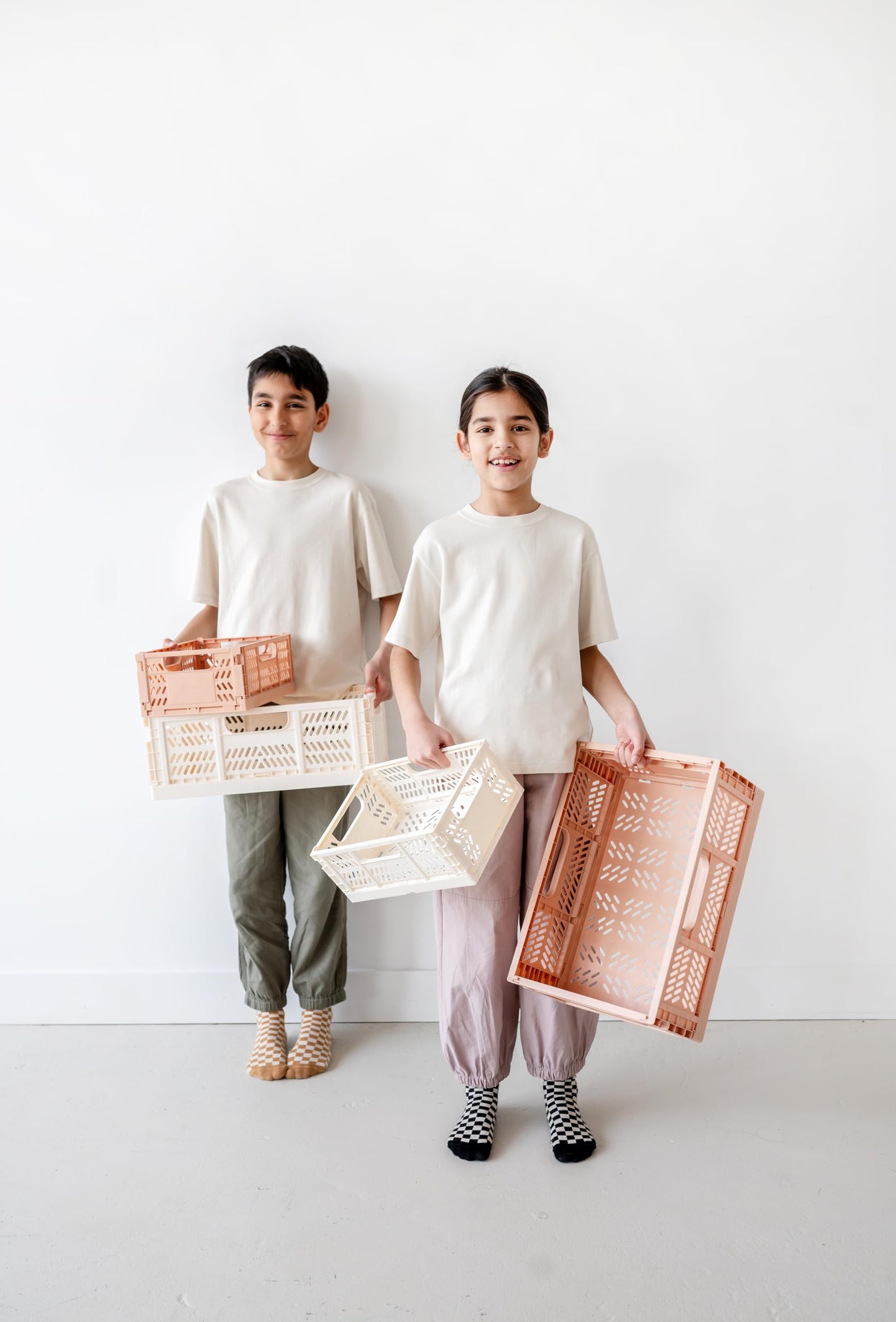 3 Sprouts Recycled Plastic Collapsible Crate - Stackable Folding Storage Crate for Organization for Adults & Kids - Foldable Plastic Crate - Large - Clay