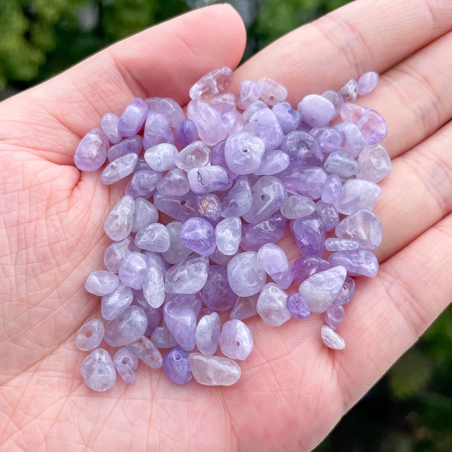 30in Purple Jade Natural Chip Stone Beads 5-8mm About 230pcs, Irregular Drilled Purple Bead for Bracelets Jewelry Making Supplies for Adults, DIY Crafts.