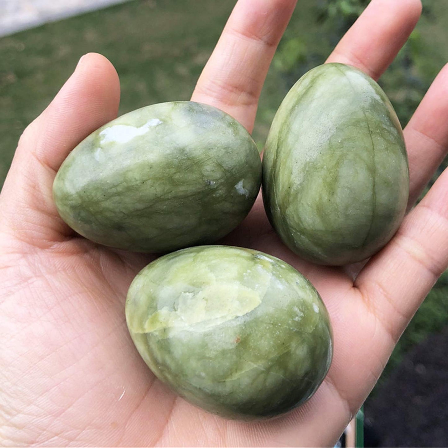 favoramulet Polished Stone Egg for Easter Day, Palm/Pocket/Worry Enegry Healing Crystal Display Sphere Figurine Fengshui, Green Jade 1.8" x 1.3"