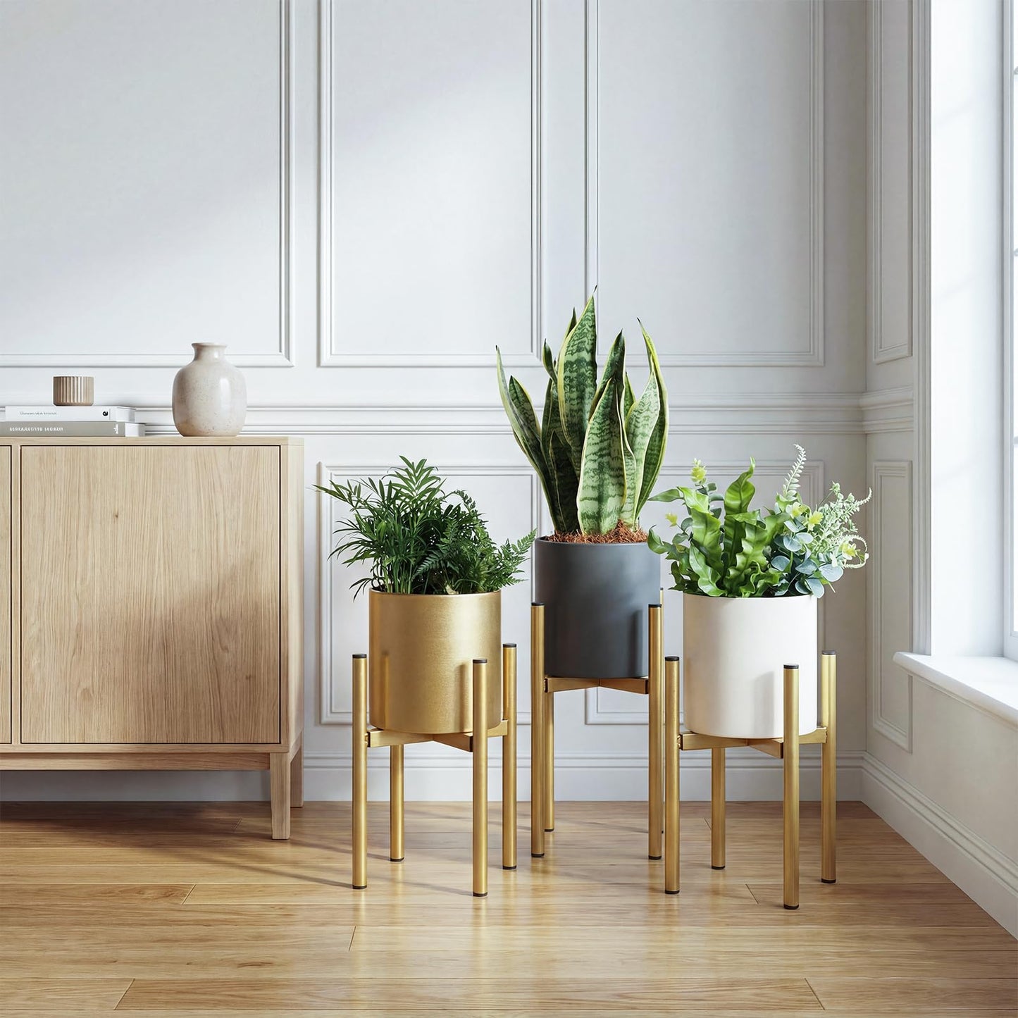 Rioneta Metal Plant Pot with Drainage Hole,Mid Century Modern 7 inch Round Pot Indoor Outdoor Planters Gift for Decorative Pots of Tabletop Living Room Bedroom Gold