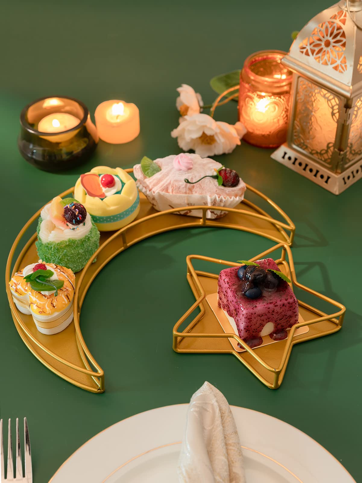 2PCS Ramadan Serving Trays Decorations for Home - Moon Star Shaped Eid Mubarak Table Decor Gifts, Islam Muslim Al-Fitr Iftar Party Crescent Iron Platters Dishes (Hollowed-Out)