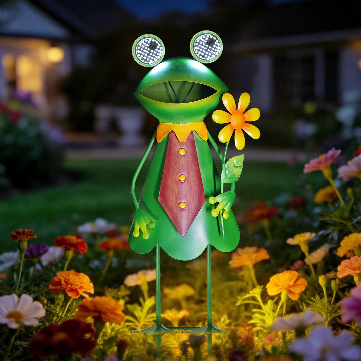 HONGLAND Solar Frog Garden Statue with Blinking LED Eyes, 21“ Metal Frog Yard Decorations Outdoor for Patio Backyard Garden Decor, Unique Birthday Housewarming Gifts for Women Mom Grandma