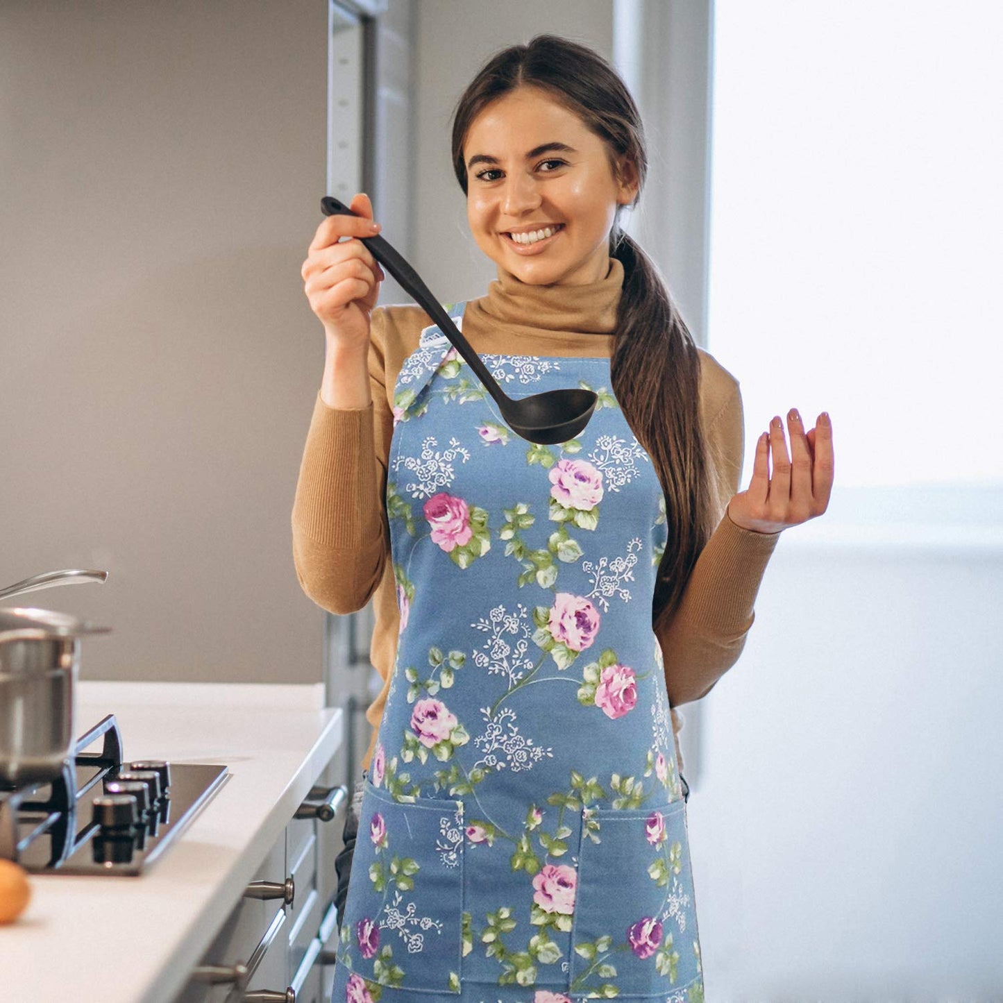 Saukore Floral Aprons for Women, 2 Pack Kitchen Aprons with Pockets for Cooking Baking, Gardening Apron Gifts for Gardeners, Birthday Mothers Day Apron Gift for Mom Wife Sister Daughter Grandma