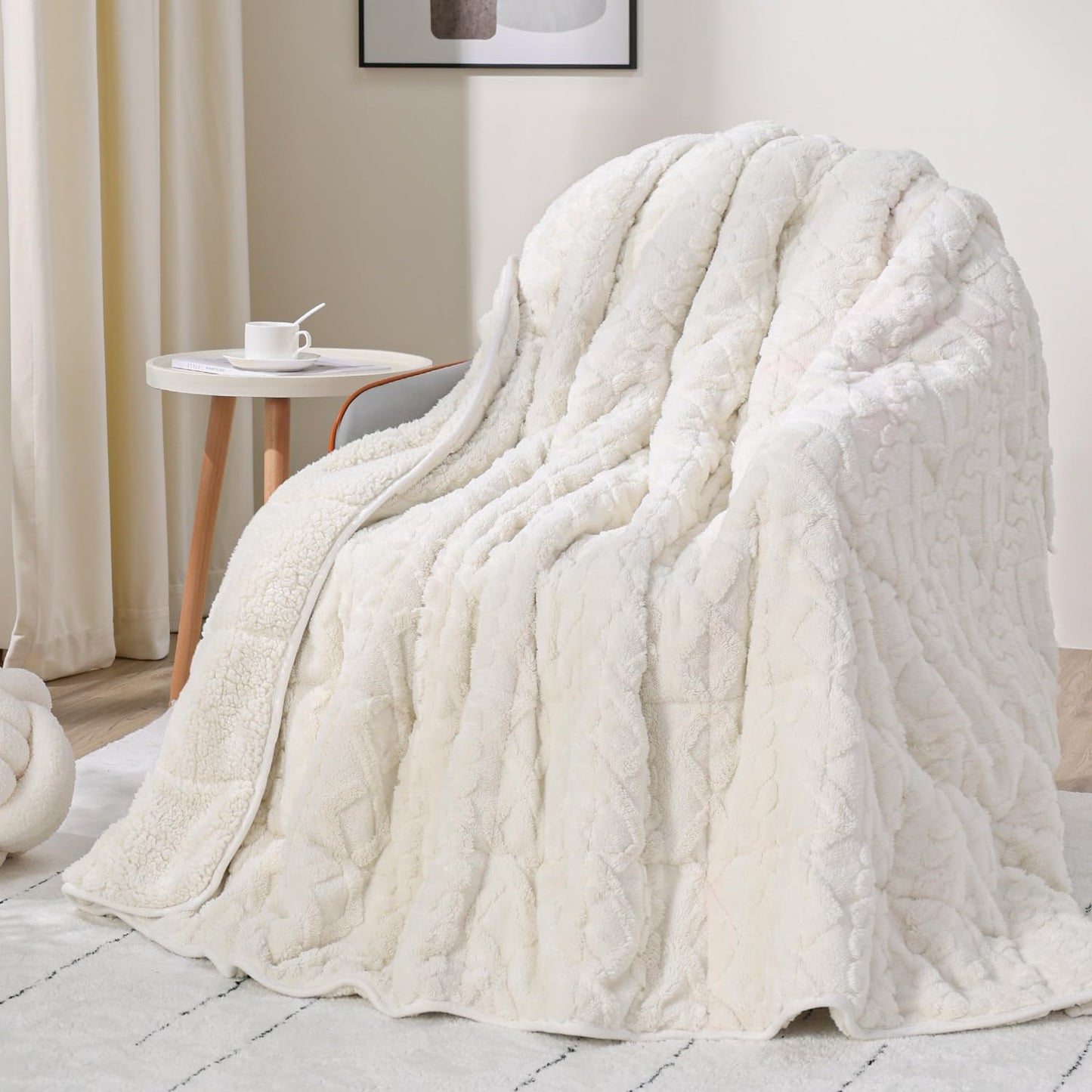 Drewin Weighted Blanket 15lbs Queen Size, Soft and Thick Jacquard Sherpa Heavy Blanket for Calming and Relax, Dual Sided Ultra Soft Fuzzy Throw Blanket with Ceramic Beads, 60 x 80 inches, Cream White