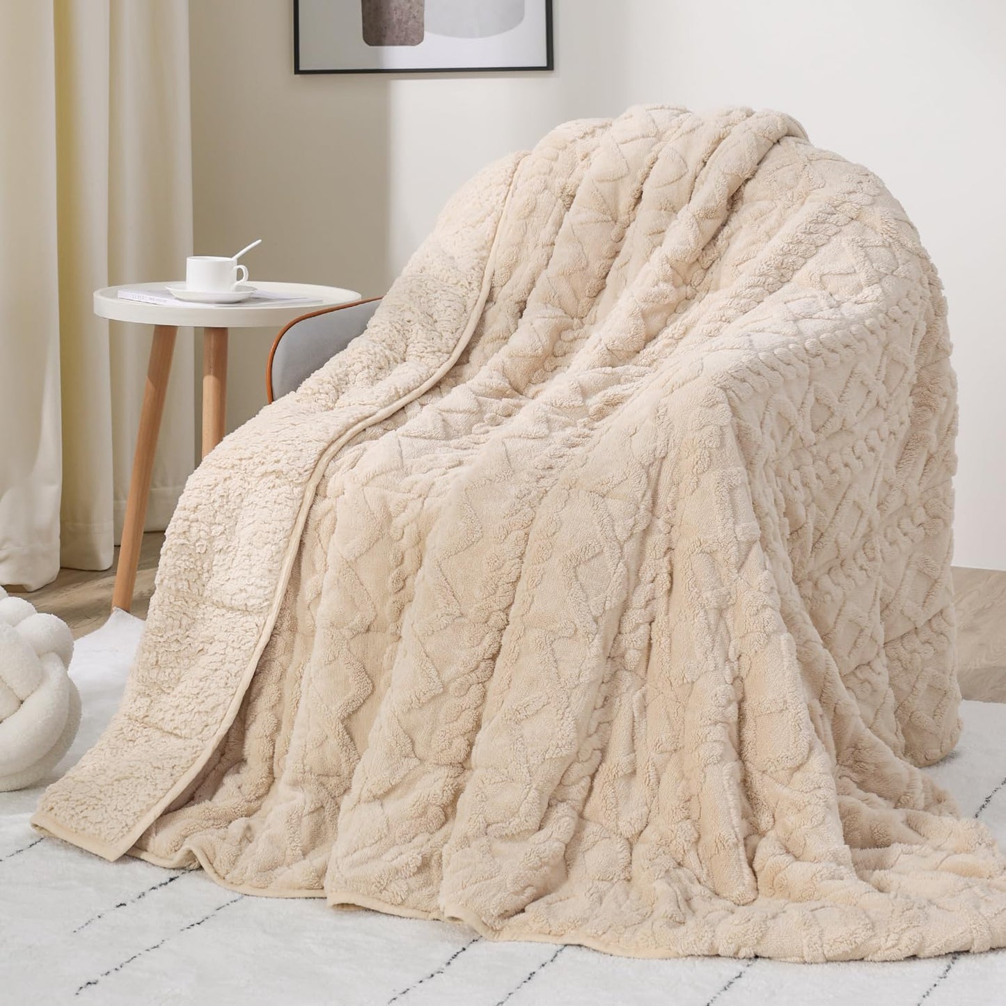Weighted Blanket Queen Size 15lbs, Classy Soft Jacquard Sherpa Weighted Blankets for Sleep Natural and Calming, Fluffy Cozy Sofa Bed Blanket for Winter, Beige, 60 x 80 inches