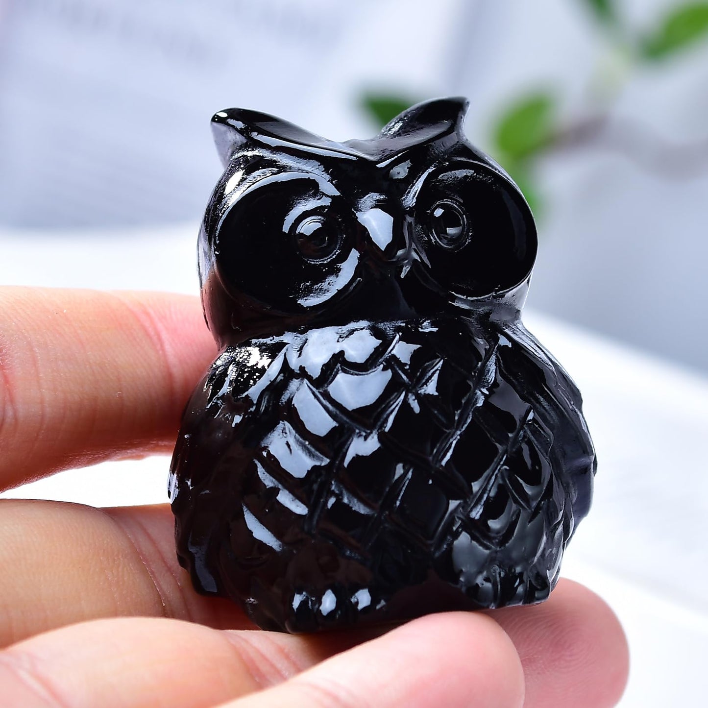 Ytbeoxk 1.9 Inch Black Obsidian Owl Statue, Healing Crystal Cute Decor Figurine, Hand-Carved Gemstone, Bedroom Office Spiritual Gift, Owl Gifts