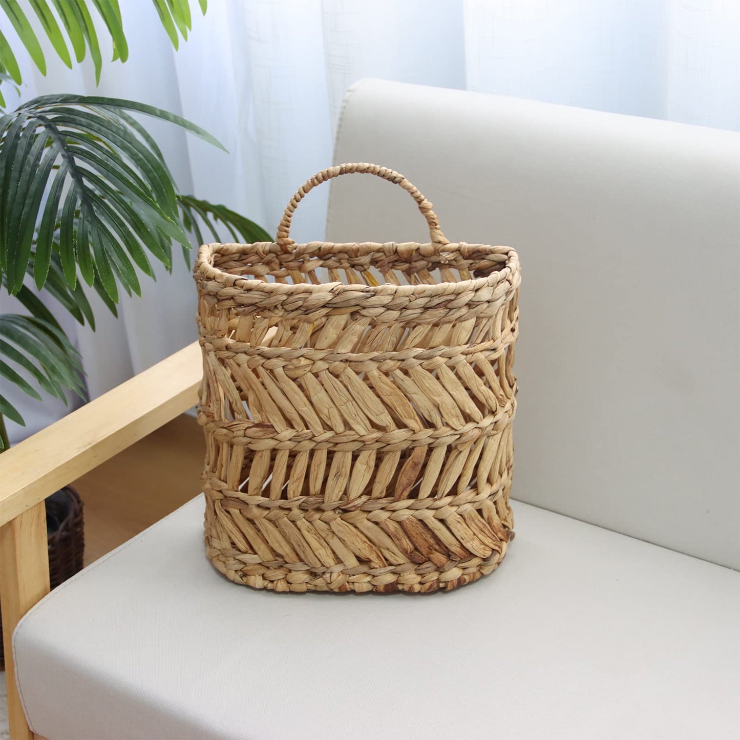 SHCMSADO Wicker Hanging Basket Handmade Woven Hanging Storage Basket Natural Wicker Decorative Baskets for House Garden Wedding Wall Decorations,12*5*12