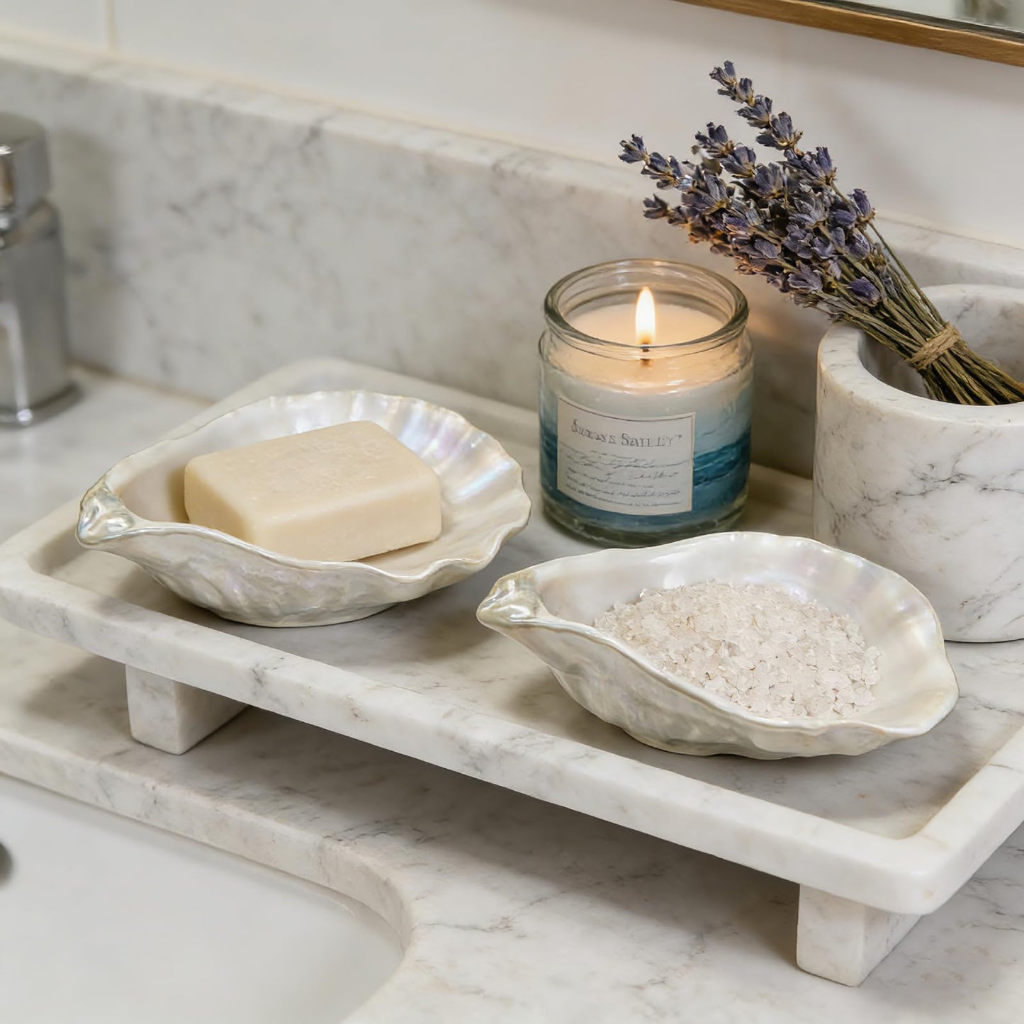 Cynkeyee Decorative Bowl Coastal Decor - Set of 2 Ceramic Ceramic Shell Small Key Bowl Candy Bowls for Entryway Table, Kitchen Counter Bookshelf Coffee Table Decor 6.5x5x3 Inch