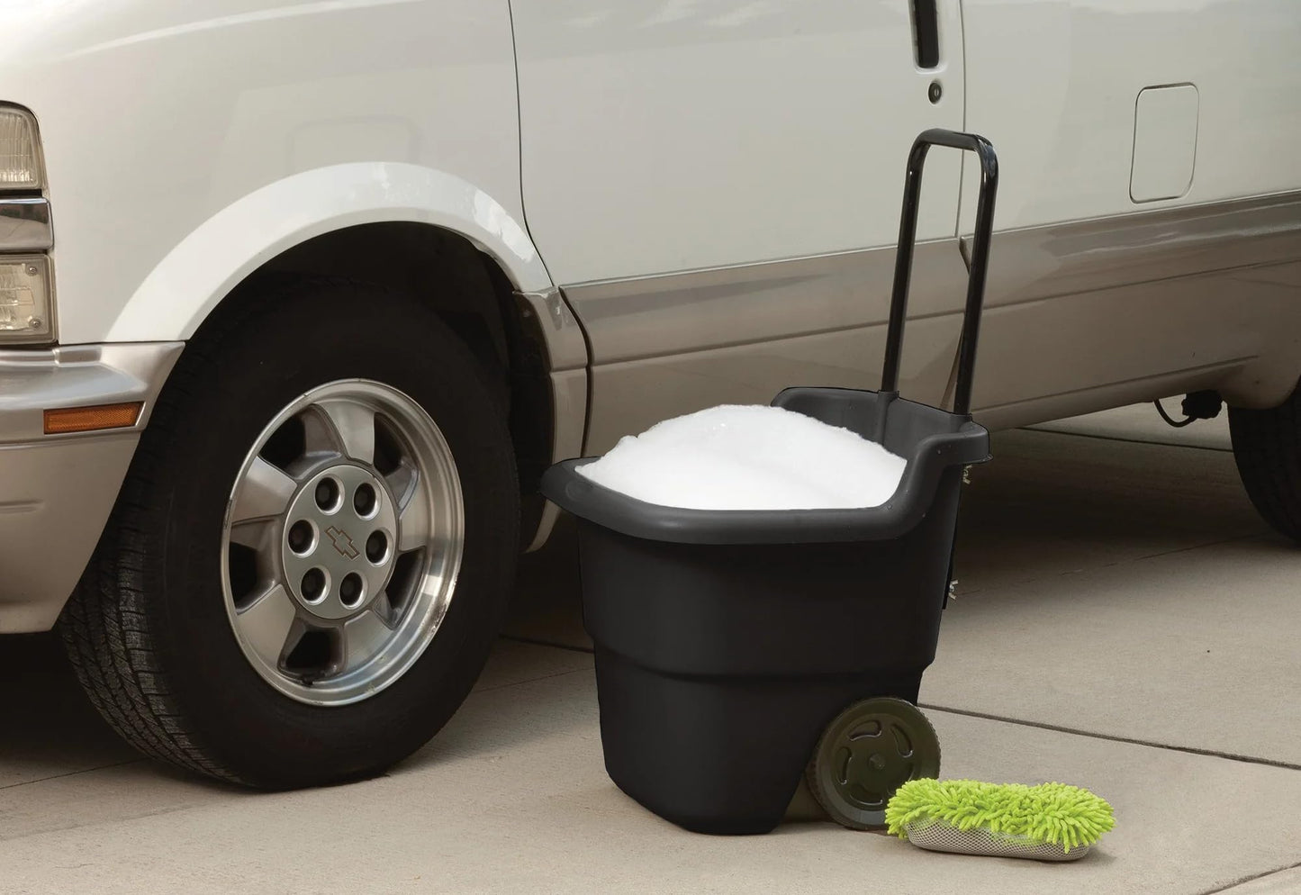 15-Gallon Resin Lawn & Garden Cart – Utility Wagon for Yard Work, Gardening, and Outdoor Storage, Assembled Dimensions: 20.75" L x 22.5" W x 35.75" H