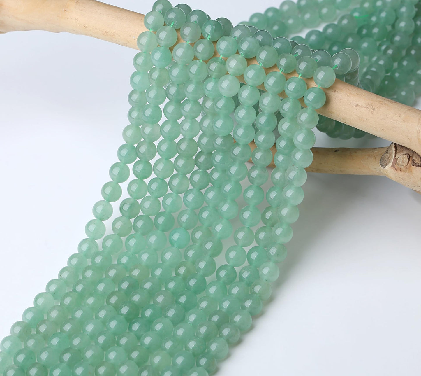 NUKAYAI Natural Green Aventurine Beads 100Pcs 8mm Crystal Beads Loose DIY Round Stone Bead for Bracelet Necklace Earrings Making