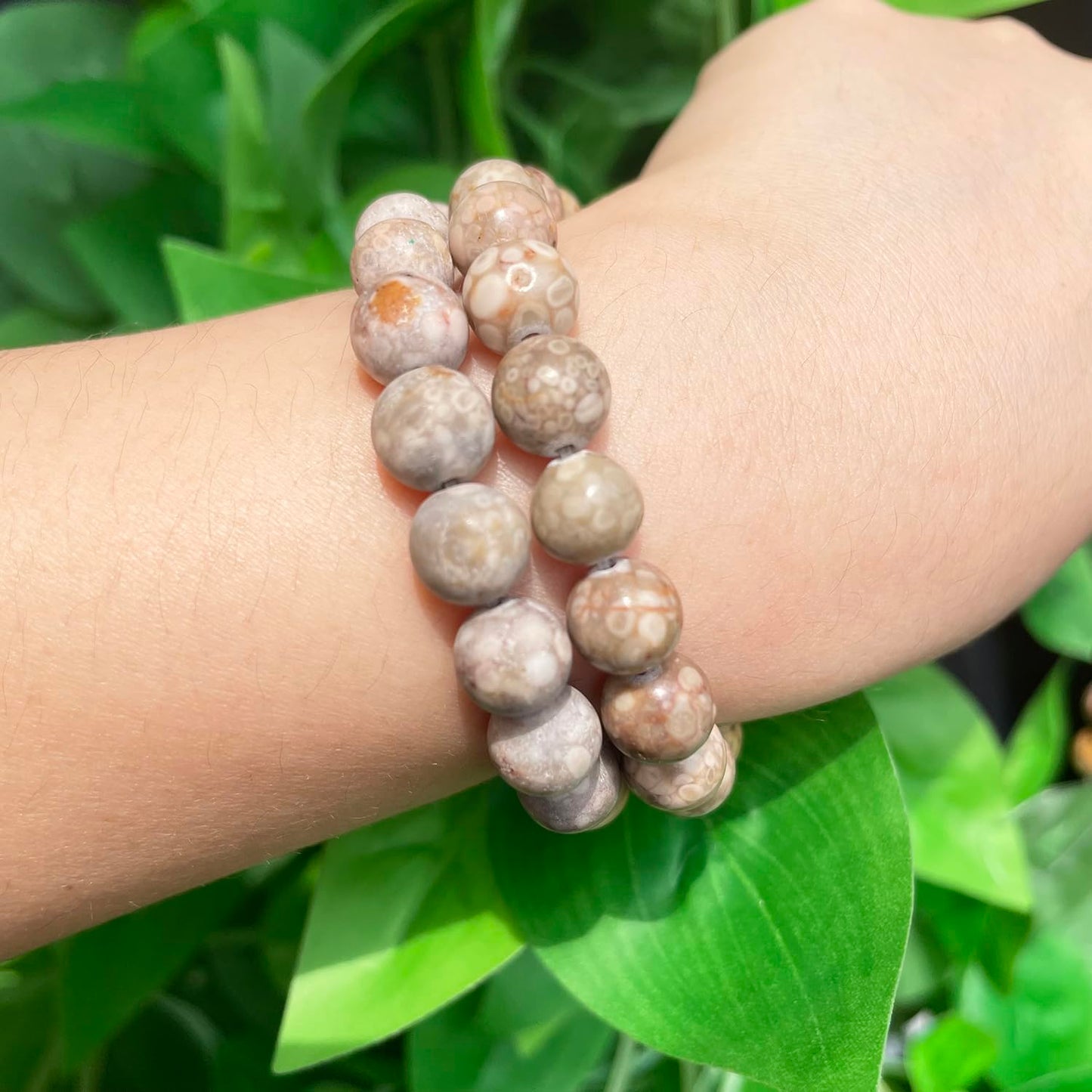 Yochus 45pcs Polish Maifanitum Beads，8mm Healing Power Natural Stone Round Loose Gemstone Beads for Jewelry Making Earring Necklace DIY Crafts