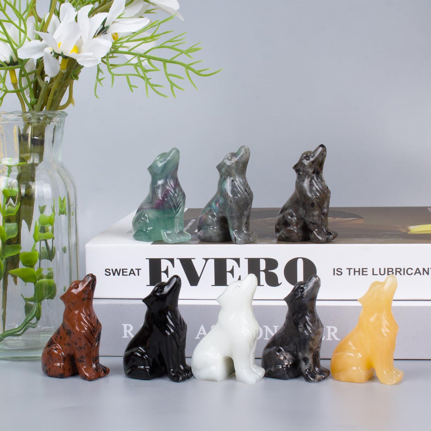 Ytbeoxk 2.1 Inch Yellow Jade Wolf Crystal Statue Gifts Healing Crystal Decor，Wolf Totem Figurines Stone Energy Gemstones, in Bedroom Office Christmas Meditation Gifts for Men Gril Women