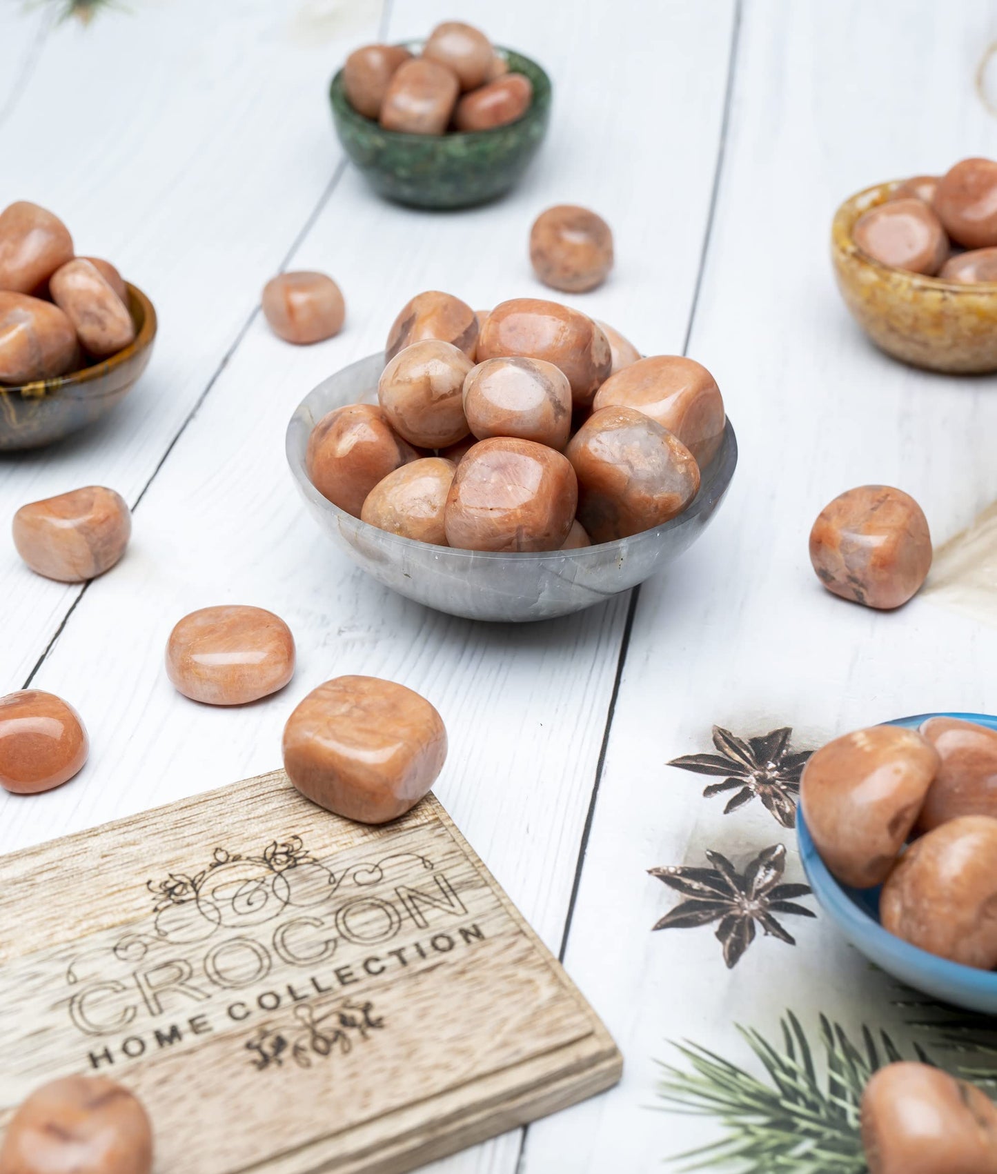 Crocon 1LB Peach Moonstone Tumbled Stones and Crystals Bulk Natural Crystal Kit for Reiki Healing Crystal Polished, Tumble Stones, Chakra Balancing, Good Luck, Reiki Gift Home Decor Size : 20-25 mm