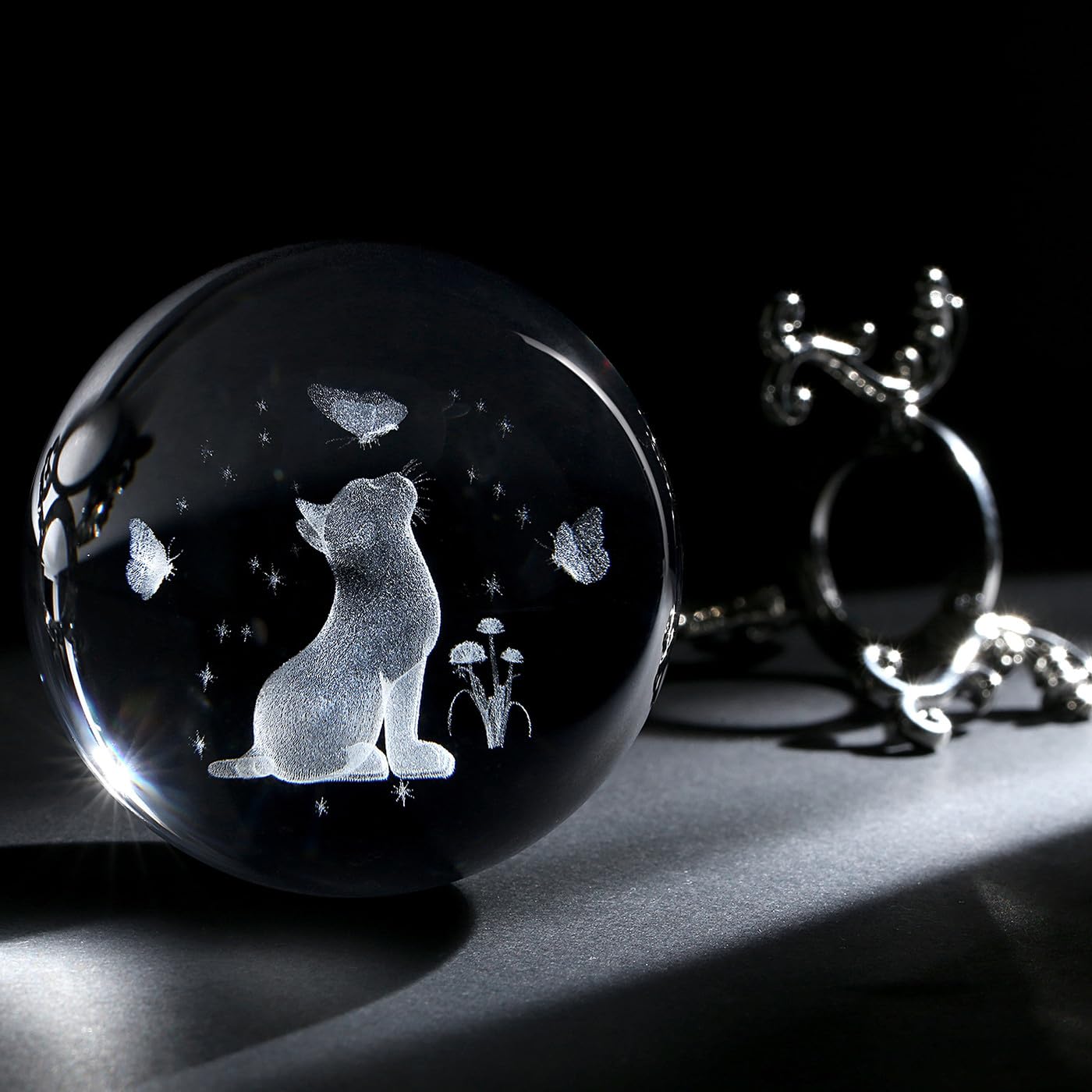MAIBAOTA Cat Gifts for Cat Lovers Women 3D Crystal Cats Theme Stuff Figurines Money Attraction Decor Good Lucky Gifts 60mm Glass Laser Ball Paperweight with Stand Glass Sphere