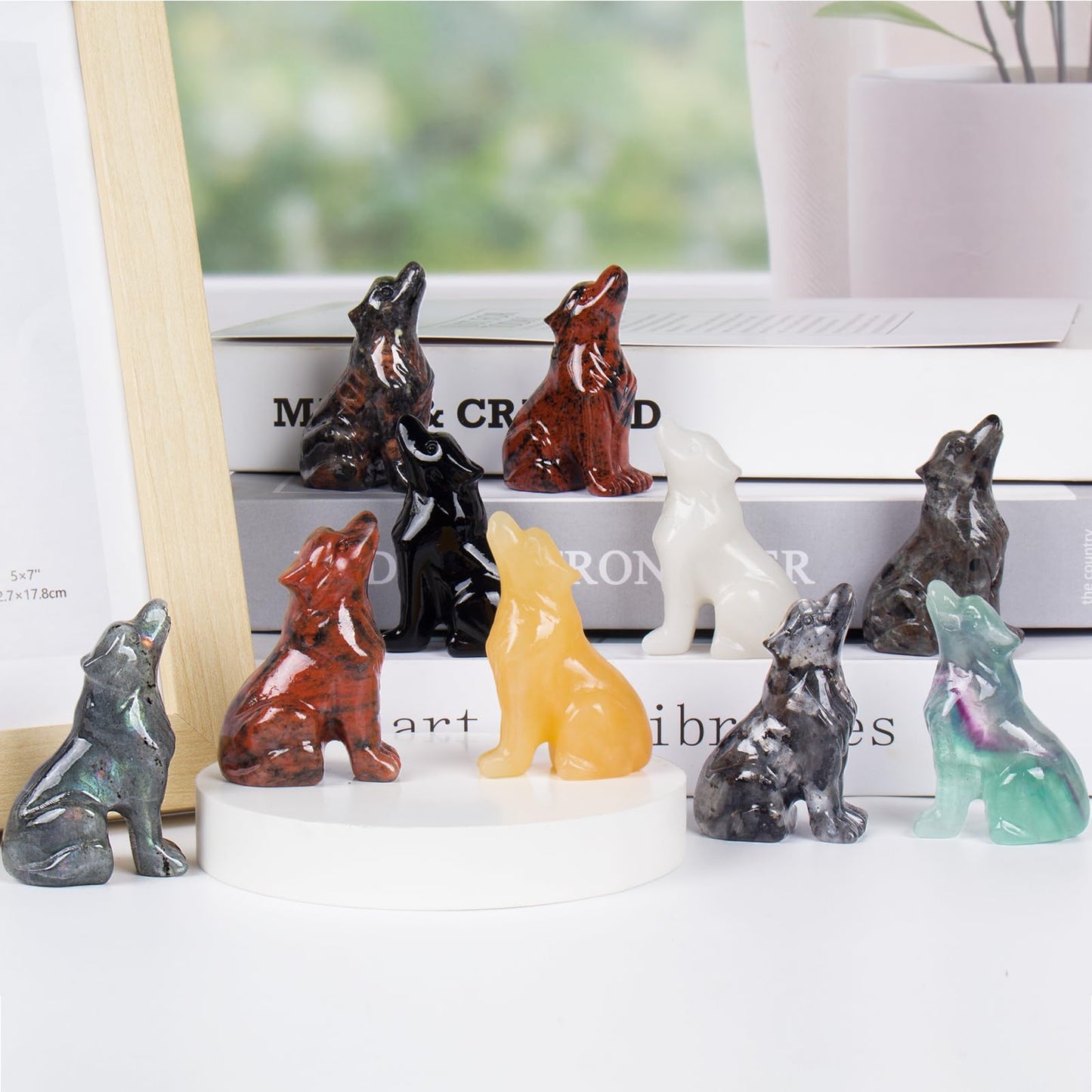 Ytbeoxk 2 Inch Red Sesame Stone Wolf Crystal Statue Wolf Decor Healing Crystal Wolf Figurines Hand Carved Stone Energy Gemstones for Luck Statue in Home and Office Meditation