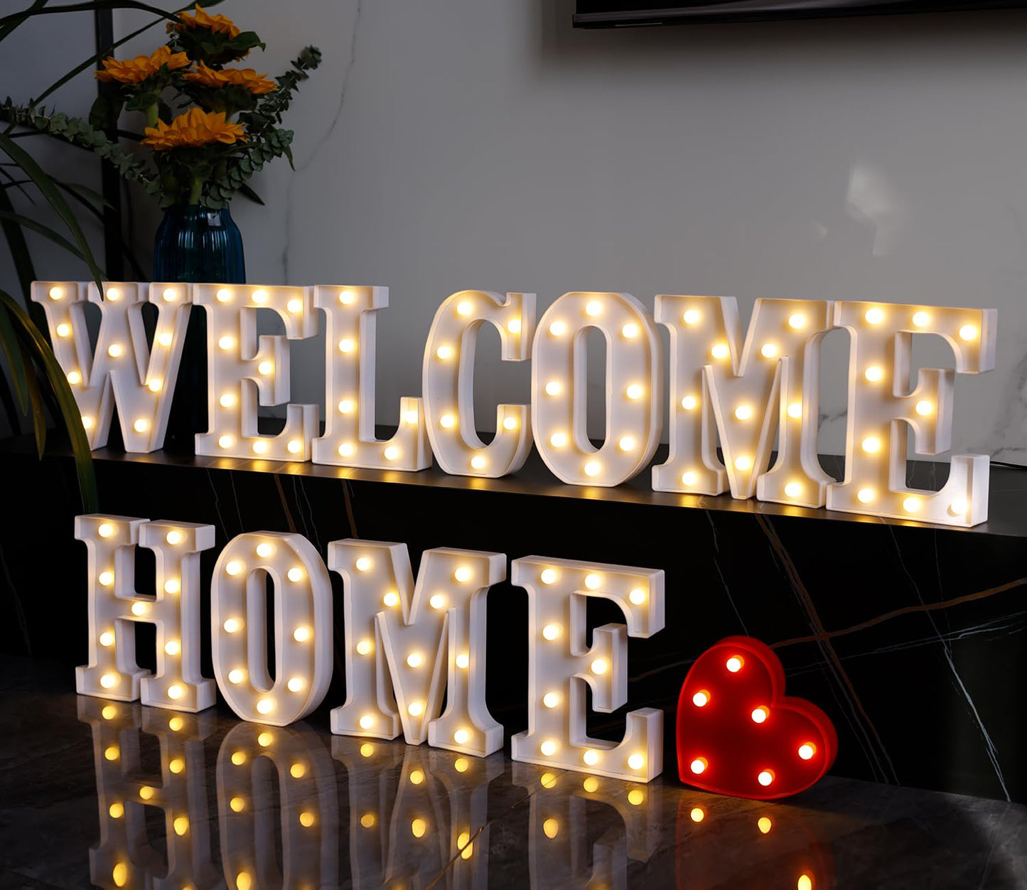 DyingSwan Small Led Marquee Letters, Light Up Letters, 8.58 Inch Led Letter Lights, Battery Powered Lighted Sign for Table, Party, Birthday, Christmas Decor (Letter L)
