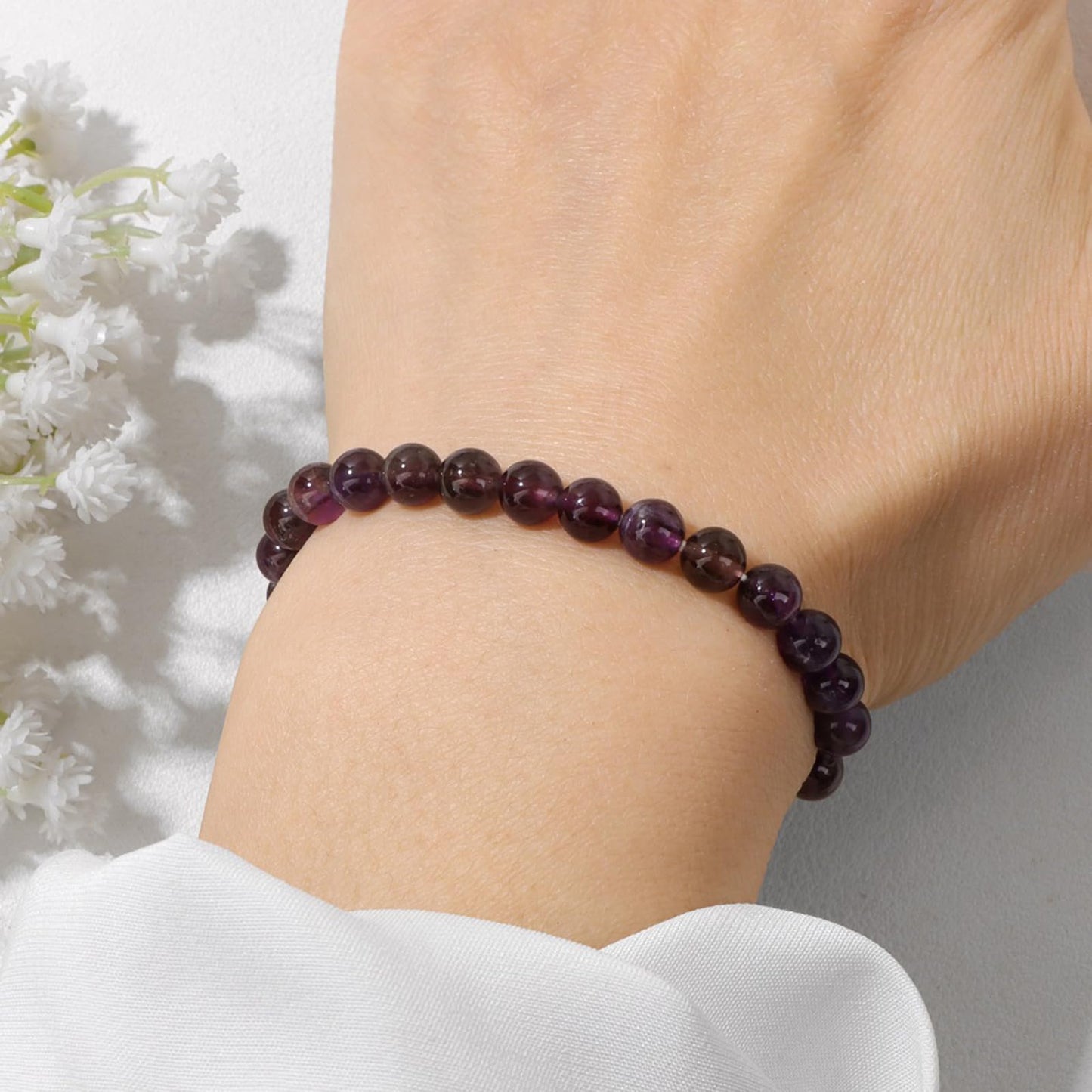 Garnet Bracelet for Women 6mm Handmade Garnet Crystal Bracelet Garnet Beaded Bracelets Stretch Gemstone Bracelet Healing Crystal Bracelets Garnet Jewelry for Women