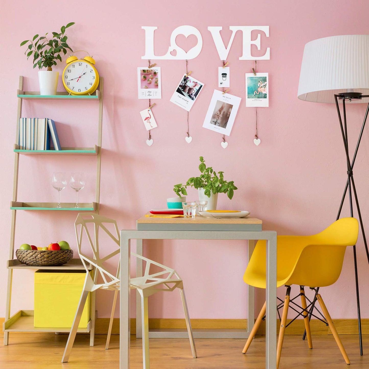 Chuangdi Valentine Picture Frames Love Hanging Photo Display Wall Decor with Clips String Picture Hanger Heart Design Decorative Organizer Display for Home Bedroom Living Room Decoration (White)