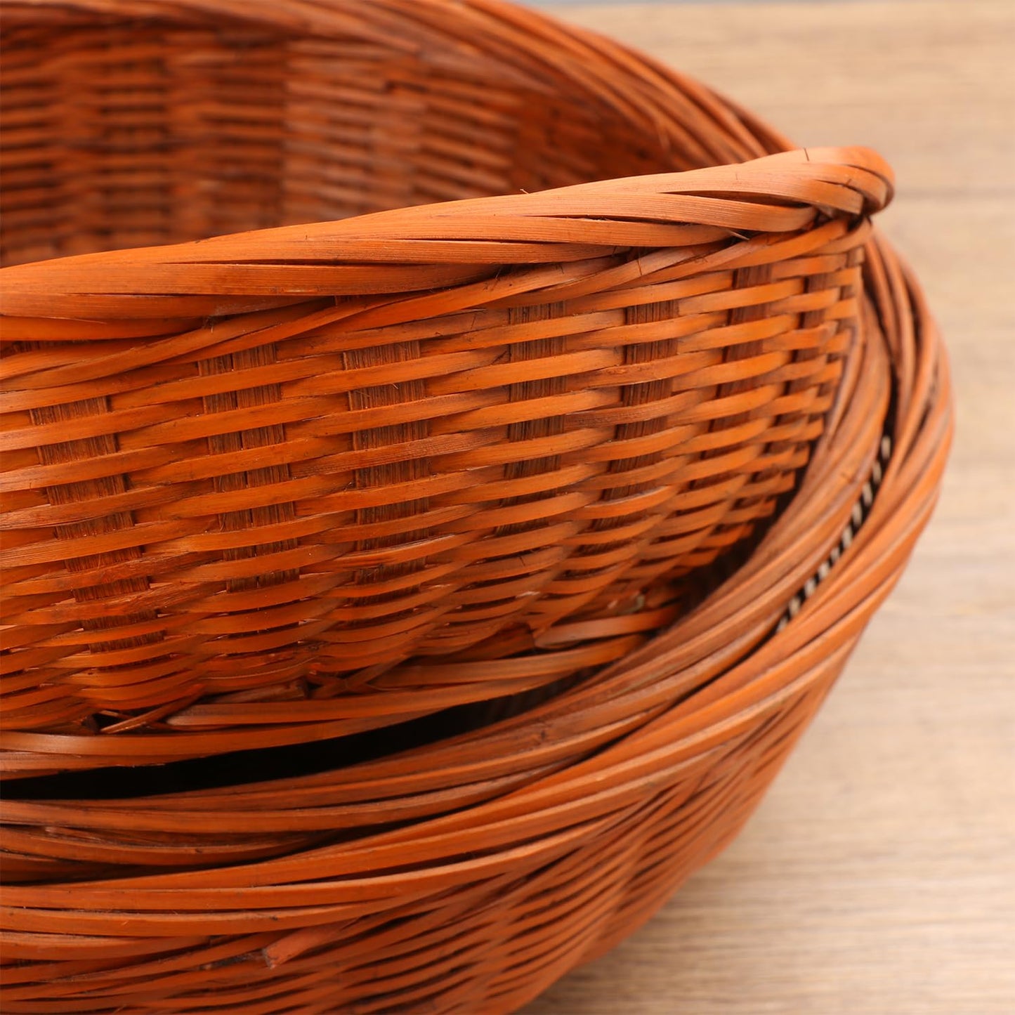 Geytetqi 4 Pack 10.7 Inch Round Hand Weave Bamboo Basket, Round Bamboo Wicker Baskets for Picnic, Wall Decorate and Rustic Party Decorate(10.7 inch
