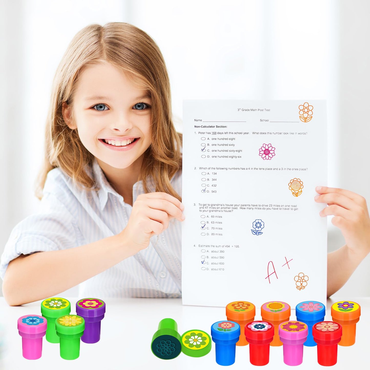 Cinrobiye 24 PCS Flower Party Stampers，Spring Daisy Birthday Favors for Girls Boys, Groovy Floral Party Supplies, Classroom Rewards, Goodie Bag & Pinata Fillers, Carnival Prizes