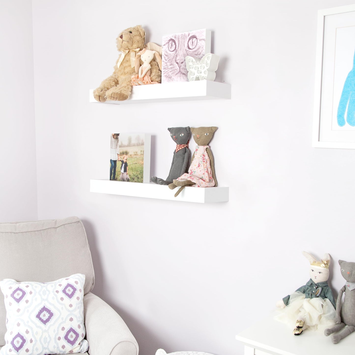 HIGH & MIGHTY Modern 24" Floating Shelf Holds up to 20 lbs, Easy Tool-Free Dry Wall Installation, Flat, White | 515657