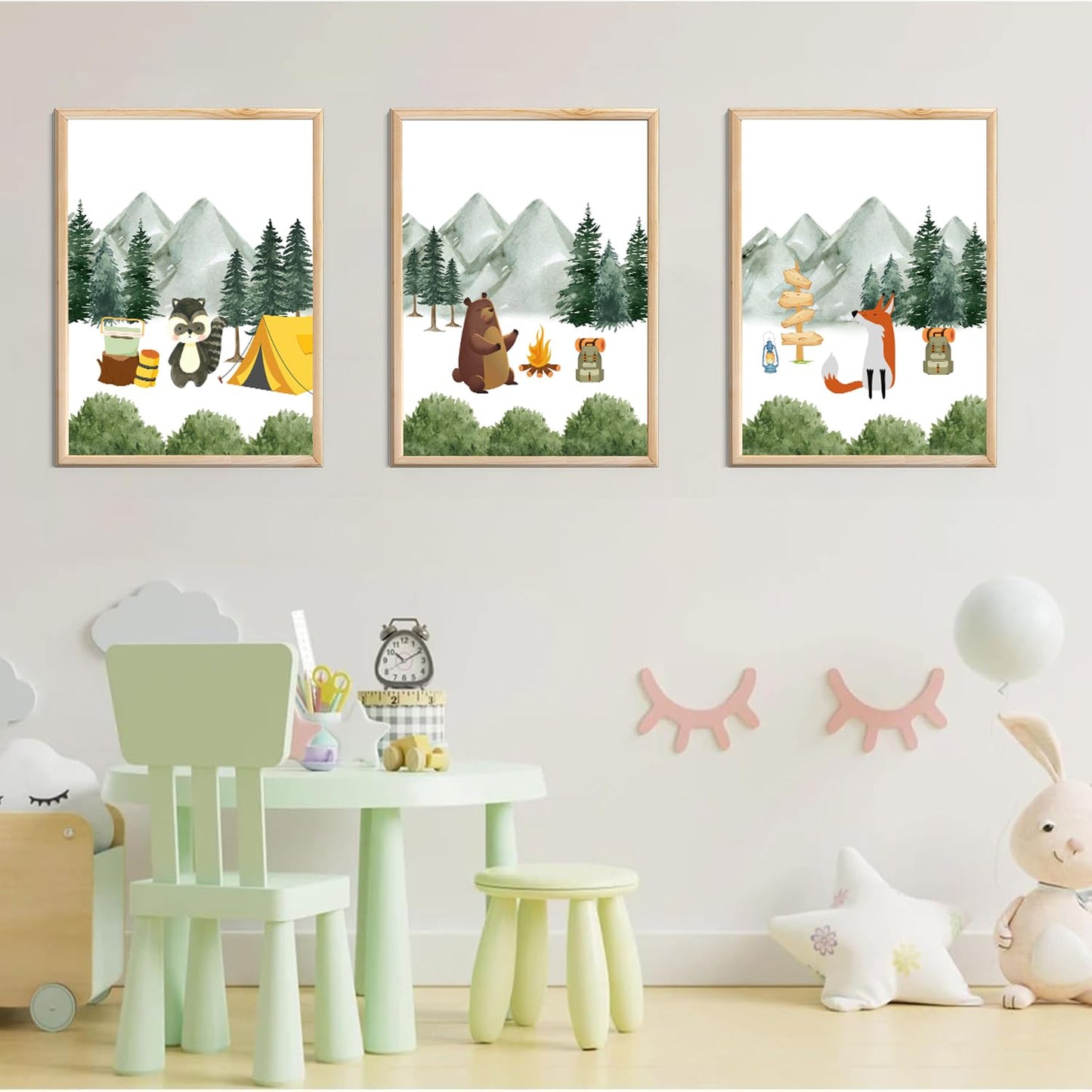3Pcs Woodland Animal Nursery Canvas wall art Cute Bear Fox Raccoon Poster Print Safari Nursery Wall Decor Forest Animals Camping Campfire pictuer painting Boys Kids Room Home Decoration12*16In Unframed