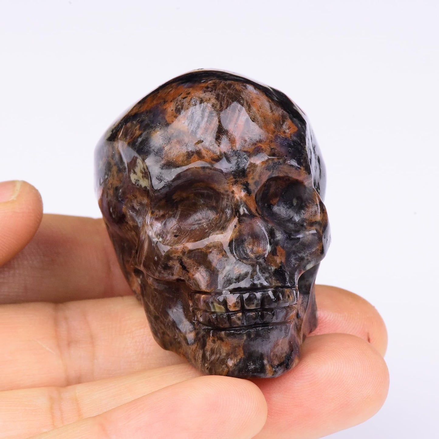 QLRSUXN 2 Inch Mahogany Obsidian Crystal Skulls Decor,Human Skull Sculpture Statues Healing Crystal Decor,Halloween Skull Figurines,Home Office Decoration Christmas Meditation Gifts for Men Women
