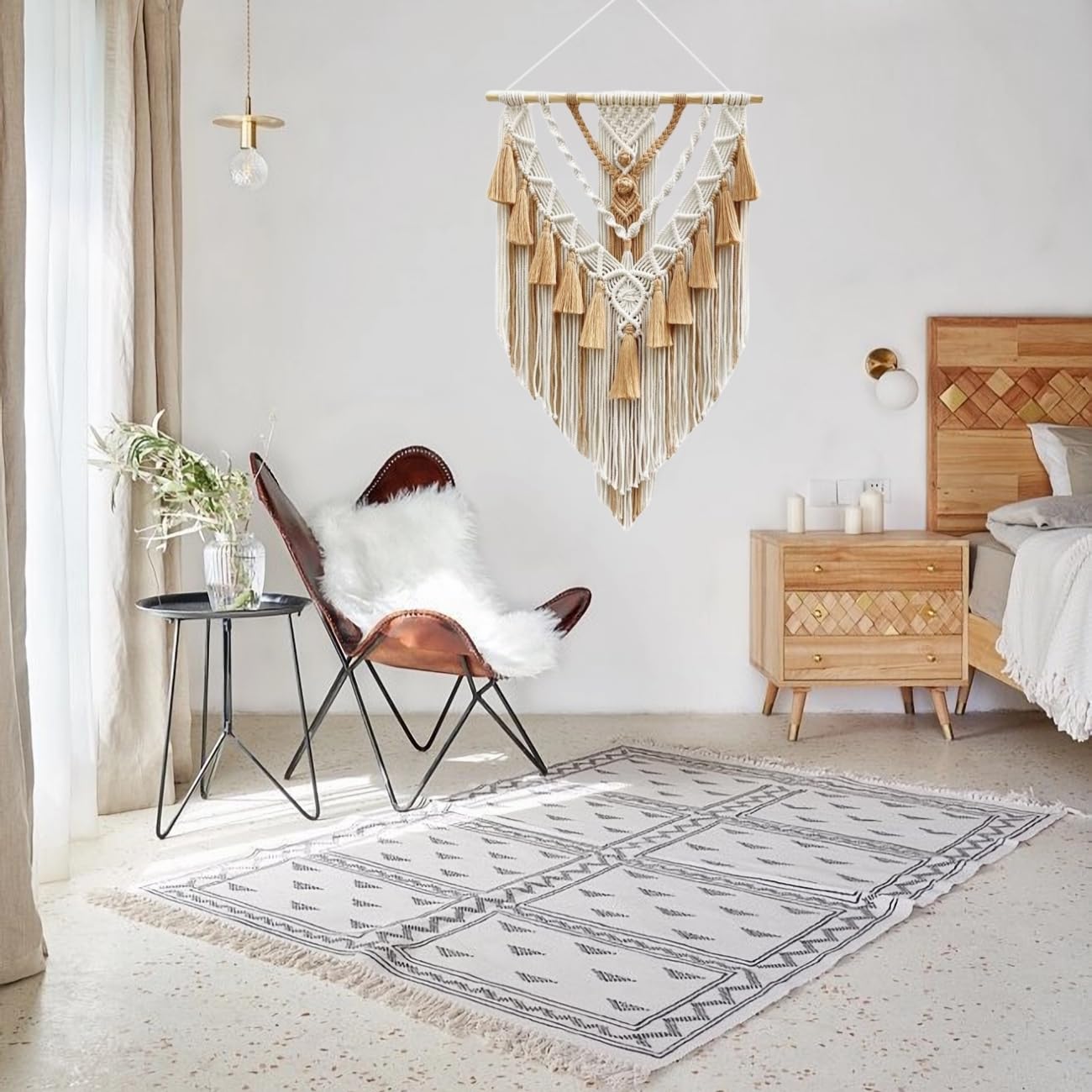 Boho Macrame Wall Hanging & Wall Decor, Cotton Handmade Tapestry with Tassel, Woven Macrame Wall Art for Decorating Bedroom Living Room Apartment Nursery (Brown)