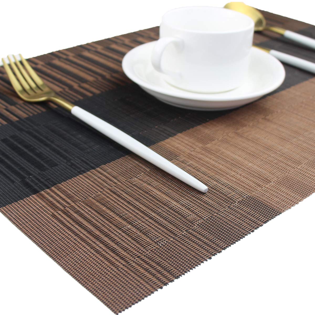 PIGCHCY Placemats,Durable Placemats for Dining Table,Washable Woven Vinyl Kitchen Placemats Set of 4 (Brown)
