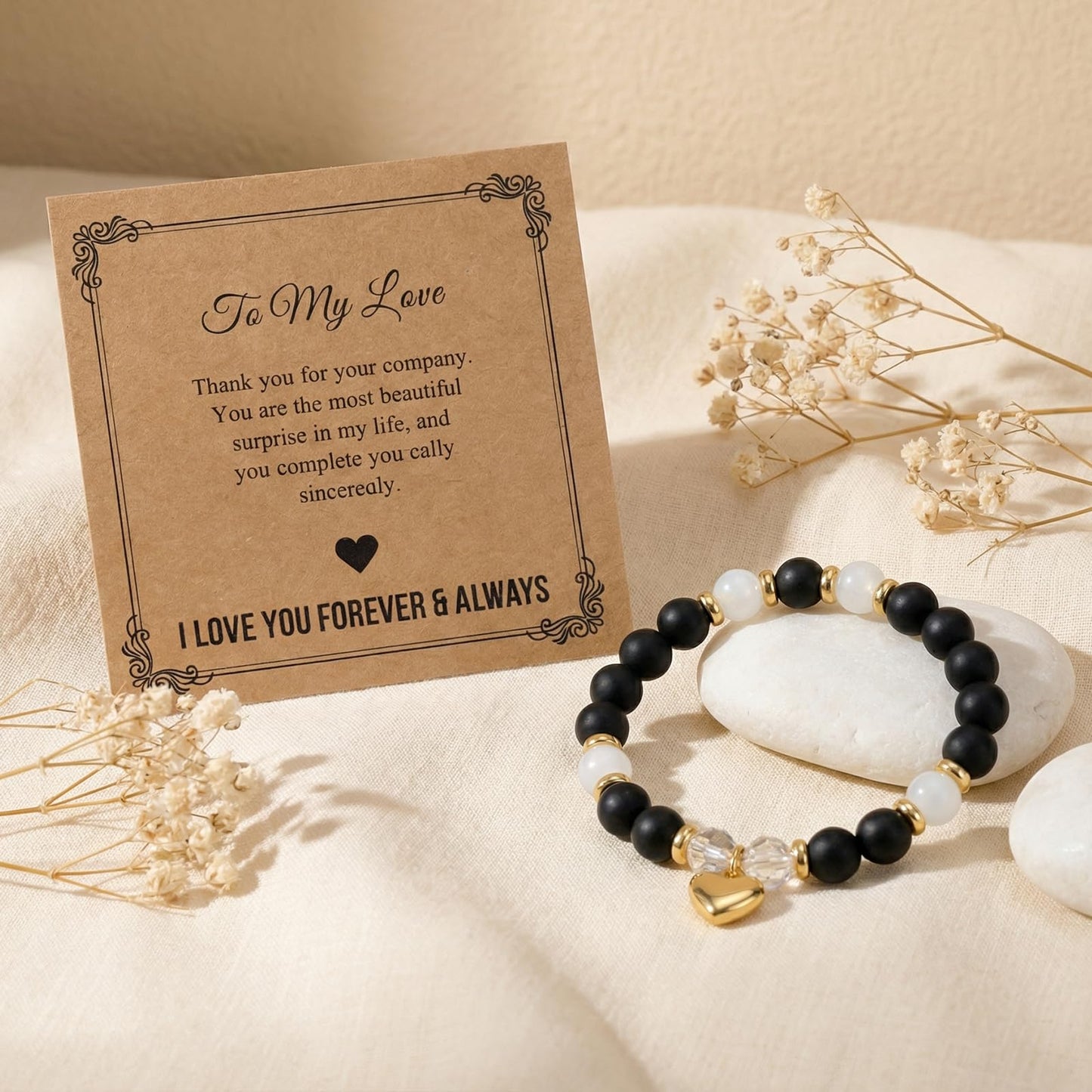 Tyebiva Gift for Love Gold Heart Black Agate Natural Stone Bead Bracelets for Women，Dainty Handmade Lucky Healing Crystal Beads Charm Inspirational Bracelet Friendship Anniversary Fashion Accessories Jewelry
