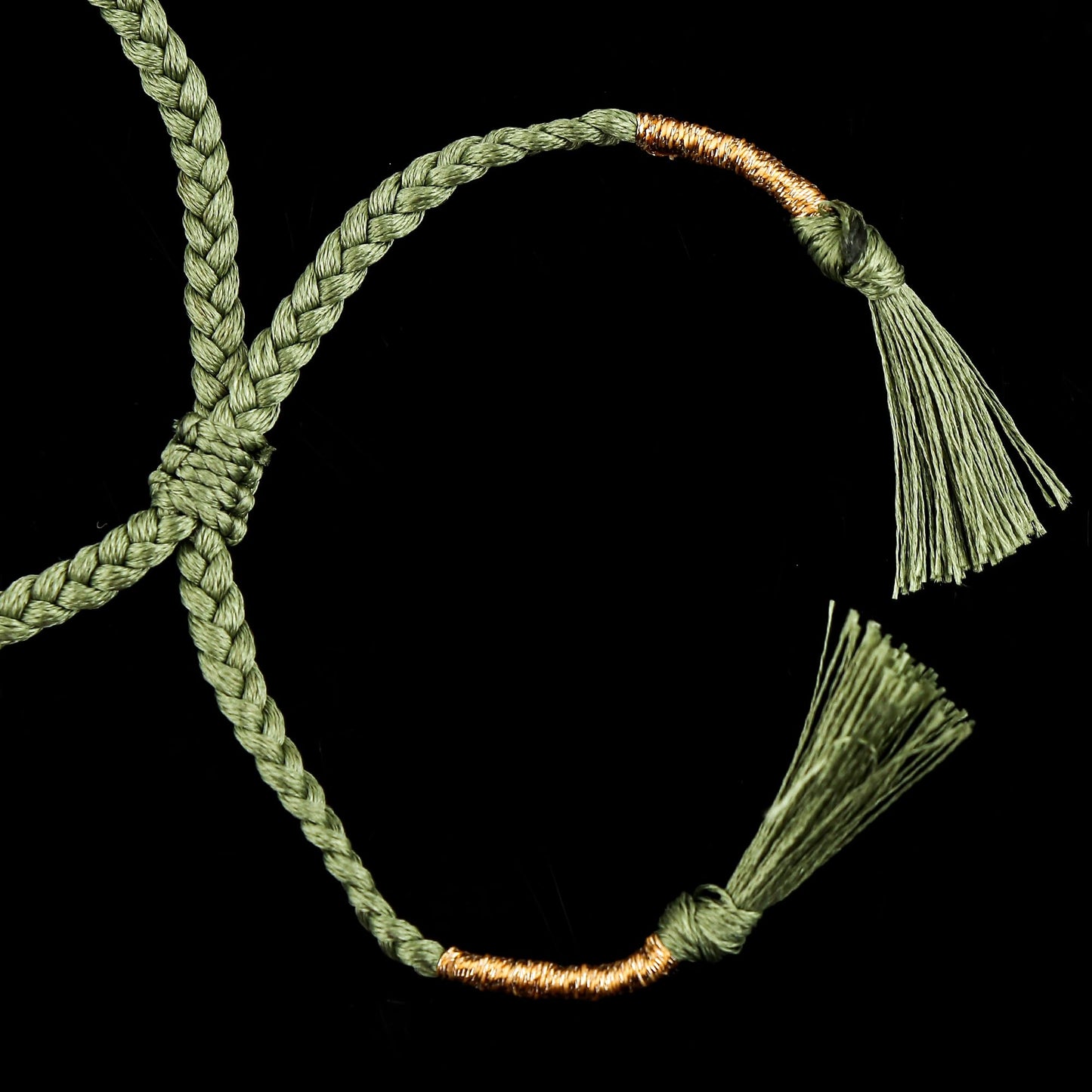 GEMSYMPHONY Green Strawberry Quartz Gemstone Beads Braided Bracelet – 3.5mm Natural Stone Beads, Handmade Adjustable Braided Rope Bracelet, Healing Crystal Jewelry for Men & Women, Unisex Boho Gift