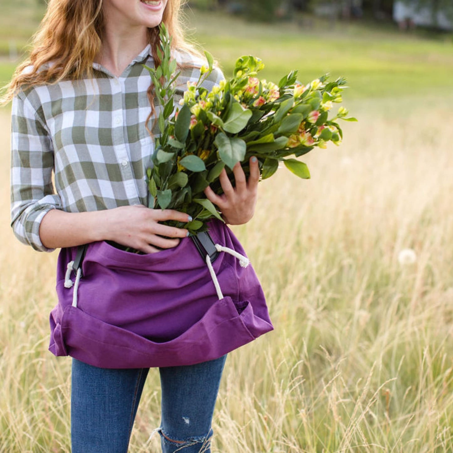 Roo Gardening Waist Apron with Pockets for Women & Men - Canvas Garden Apron with Harvesting Pouch, Water-Resistant, Washable