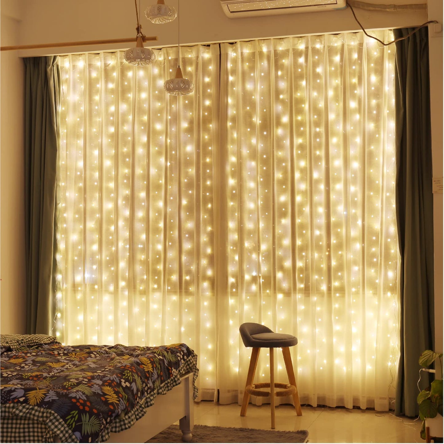 ZSJWL 300 LED Curtain Fairy Lights with Remote, 8 Modes 9.8 × 9.8 Ft Curtain String Light USB Plug in, Twinkle Silver Wire Lights for Bedroom Window Chrismas Wedding Party, Warm White
