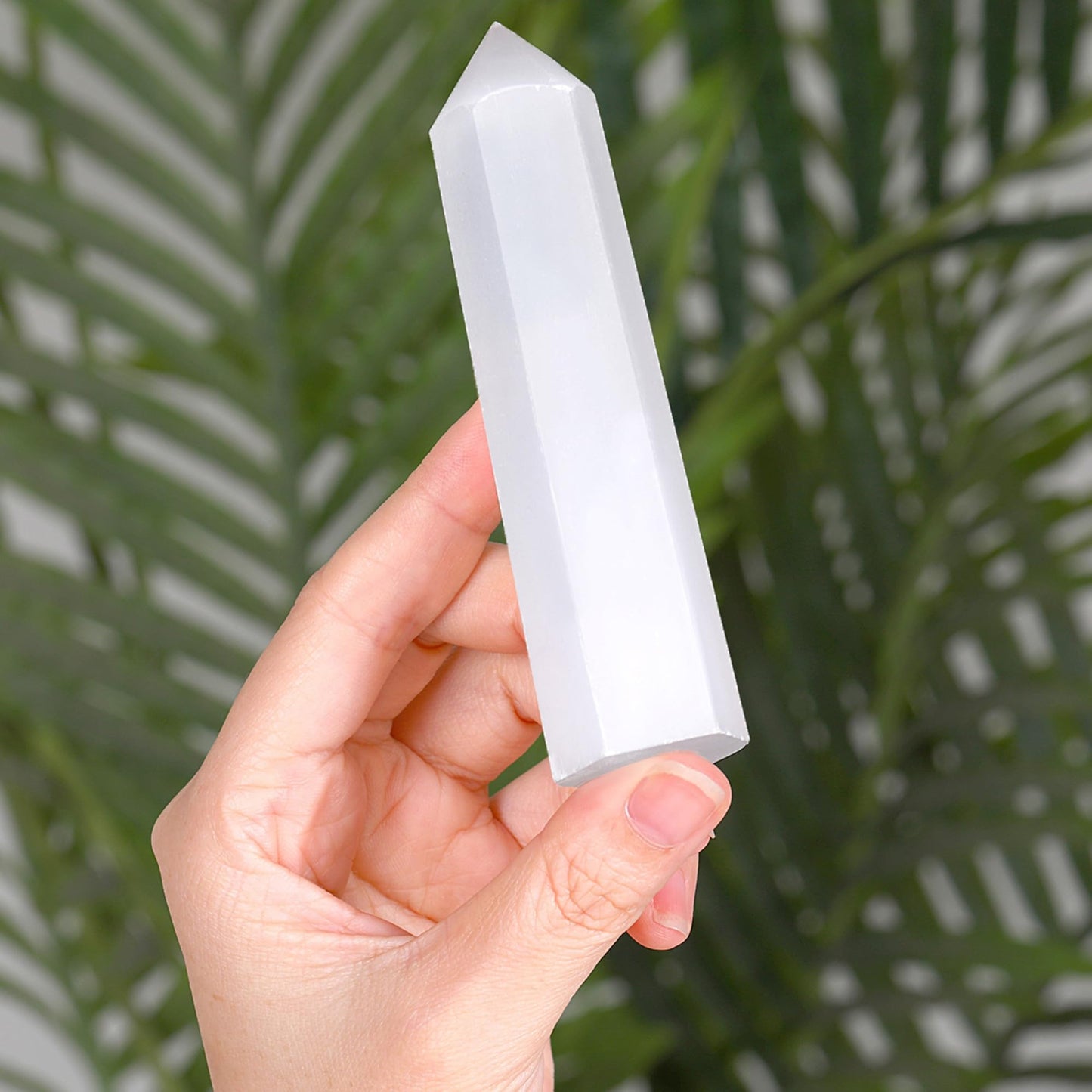 ZHIYUXI 3.7-4" Selenite Crystal Tower Gemstones Gifts Stone 1 Pc Large Crystals Hexagonal Pointed Crystal Wand Reiki Energy Balancing Meditation Therapy Decoration