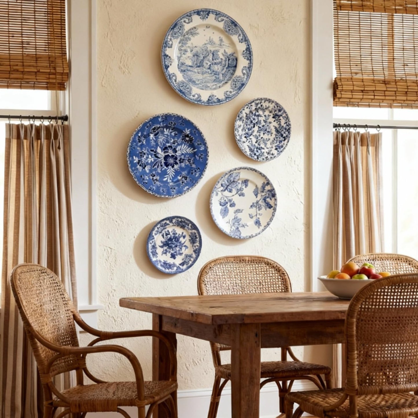 Yiyiring Holland Wall Sculpture Plates for Wall, Ceramic Vintage Blue and White Plates Set, Vintage Gifts, Display Home Bedroom Office Art Ornament(5 Pcs,Flowers)