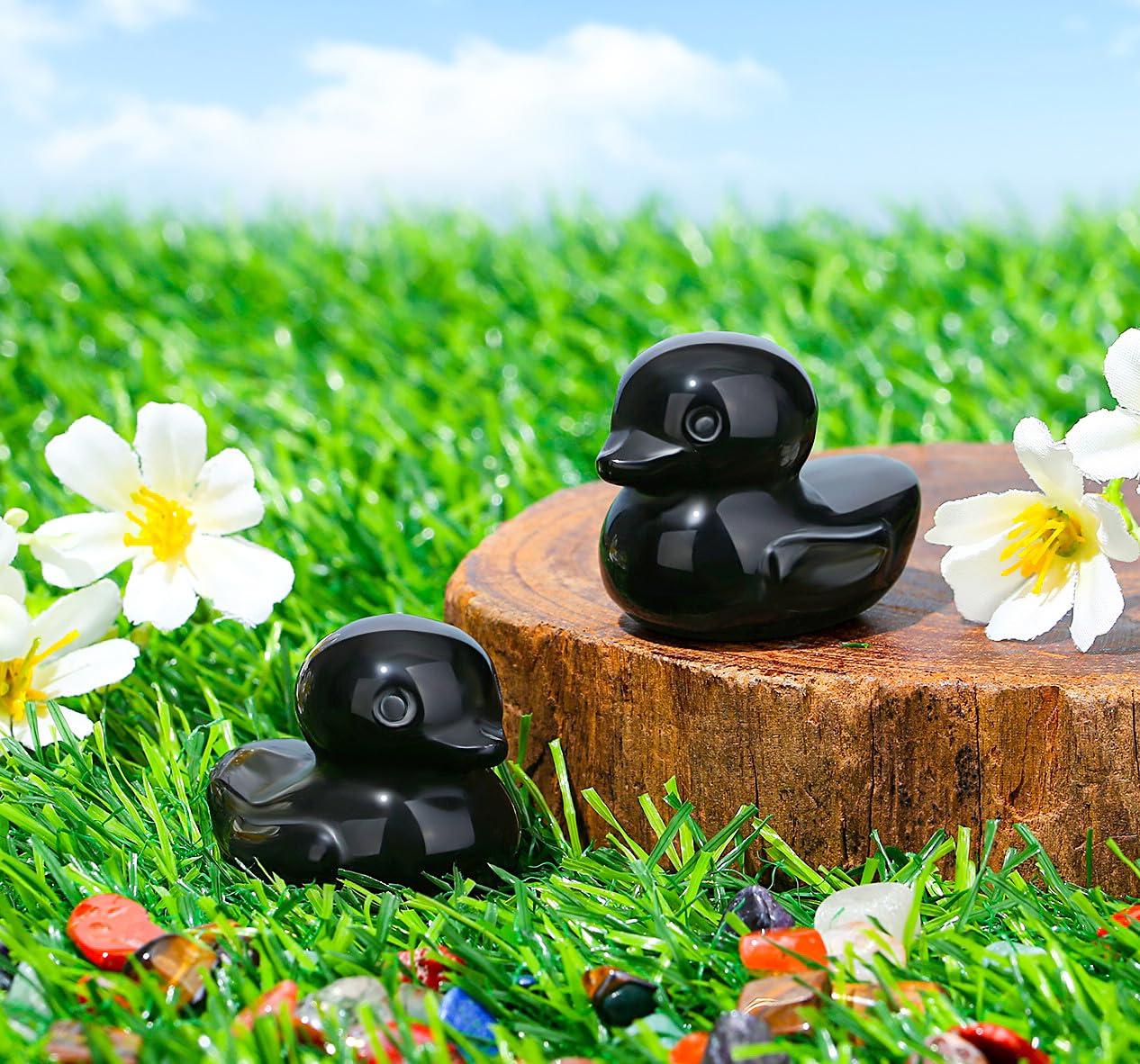 DUQGUHO Duck Figurine Statue Funny Deocr Gifts Black Obsidian Crystals Stones Lucky Duck Collectible for Mom Gifts Home Desk Office Deocration 1PC