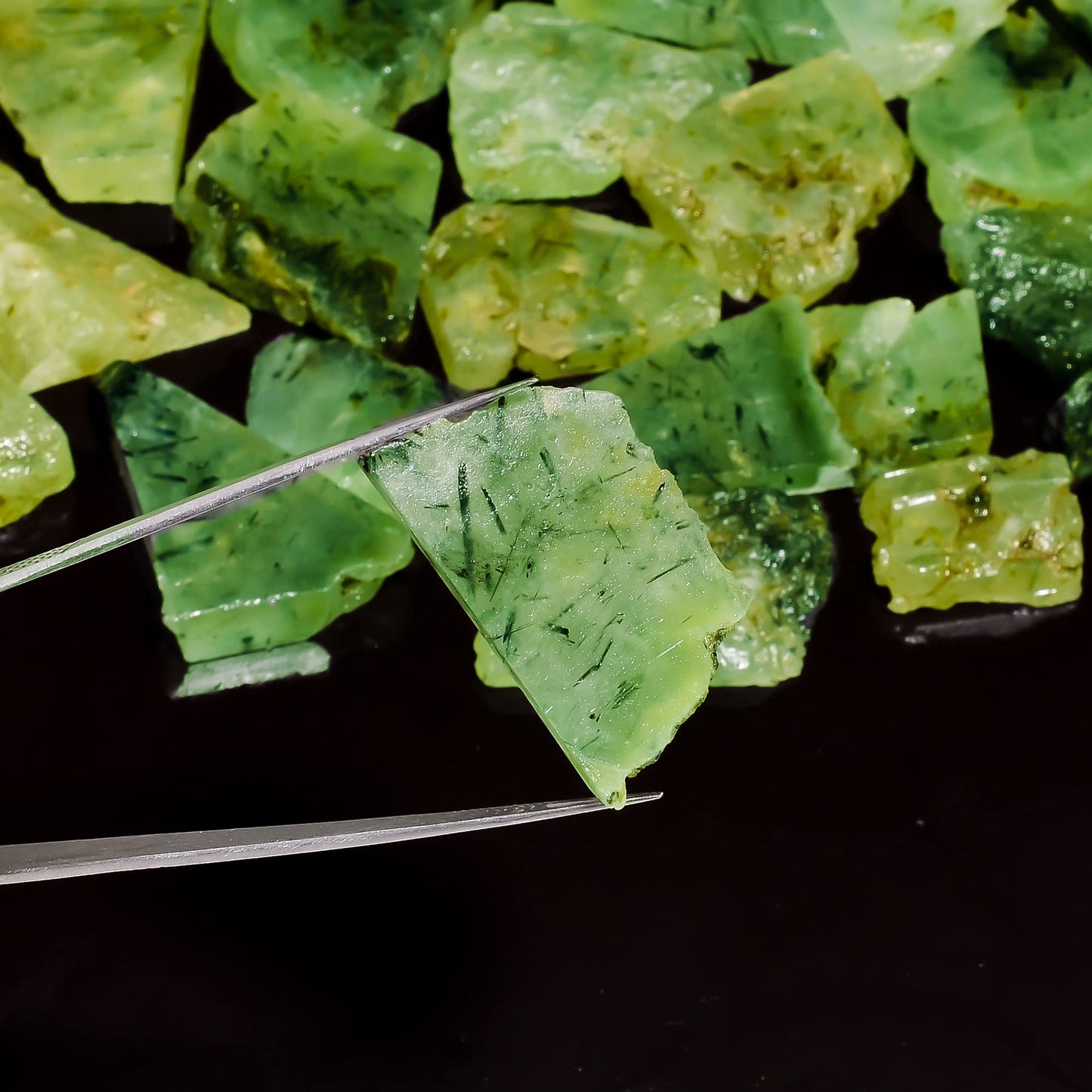 Natural Prehnite Raw Slice Gemstone- Healing Crystals for DIY Jewelry Making -Loose Natural Cabochon -Perfect for Crafting Unique Jewelry Designs (5 pcs, 25-35 mm)