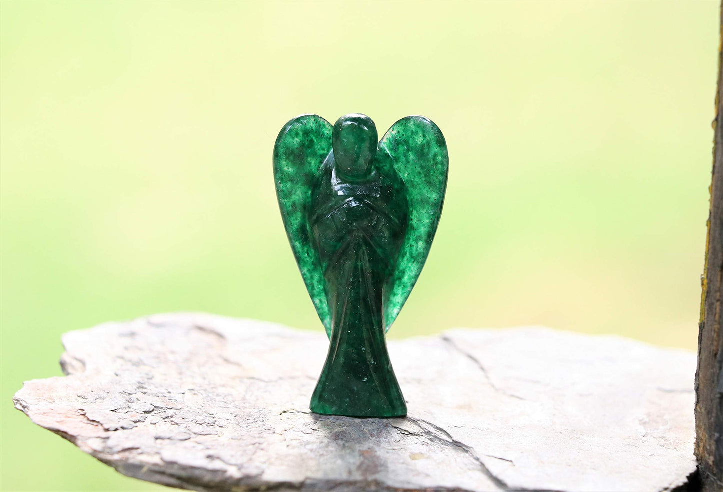 Green Aventurine Gemstone Guardian Angel Healing Crystal, Hand Carved Pocket Angel Figurine - Handmade Mini Statue for Love, Peace & Healing, Crystals for Positive Energy, Natural Gemstone Figurine