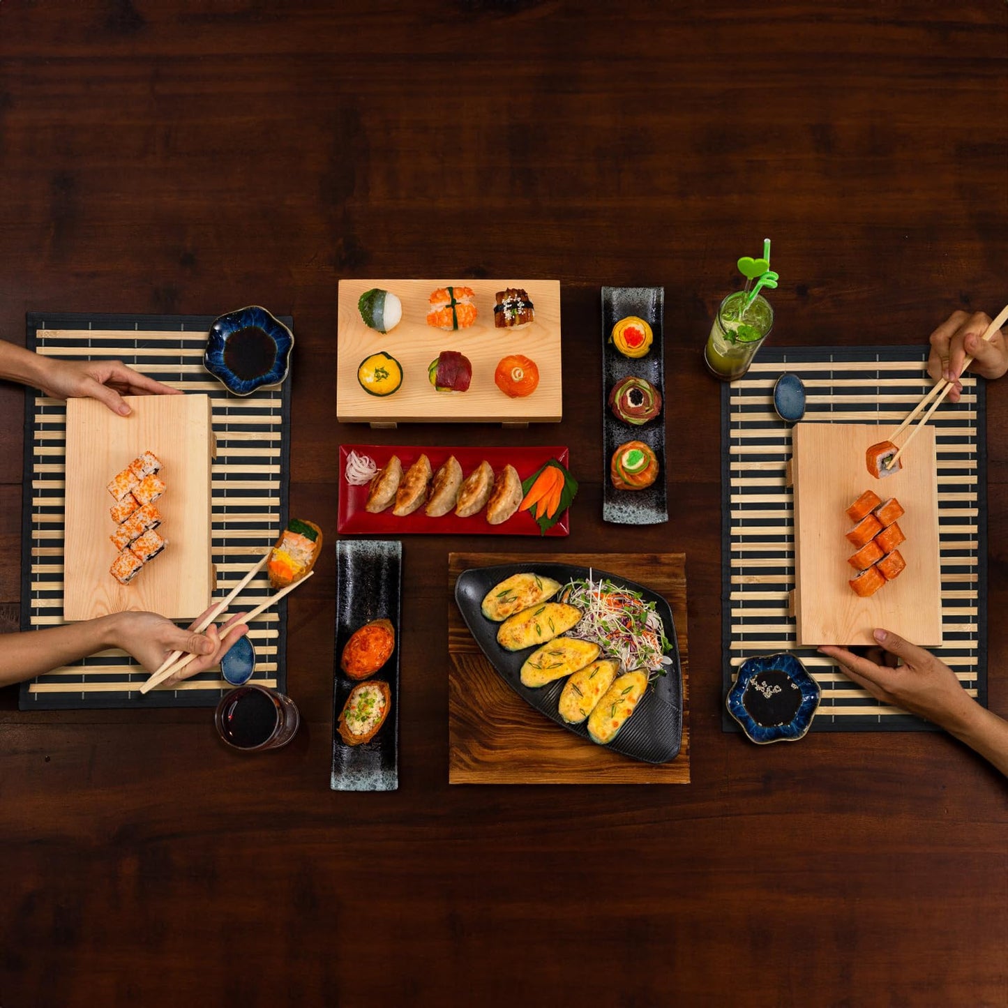 YIMITEE 8 Pack Bamboo Placemats, 18 x 12 Inch Anti-Slip Table Mats, Rustic Japanese Style Heat-Resistant Dining Place Mats for Dining Room Kitchen Wedding Restaurant Party