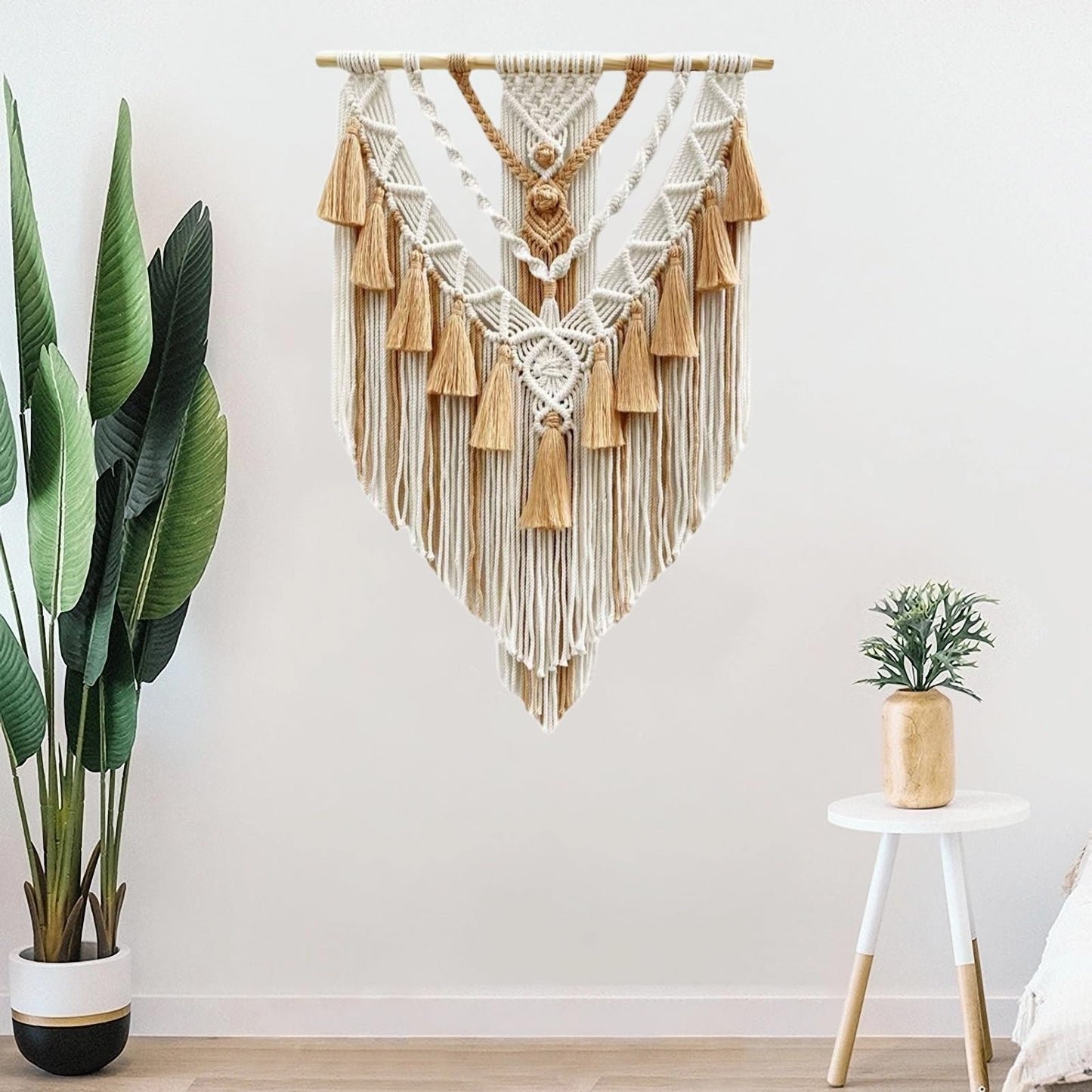 Boho Macrame Wall Hanging & Wall Decor, Cotton Handmade Tapestry with Tassel, Woven Macrame Wall Art for Decorating Bedroom Living Room Apartment Nursery (Brown)