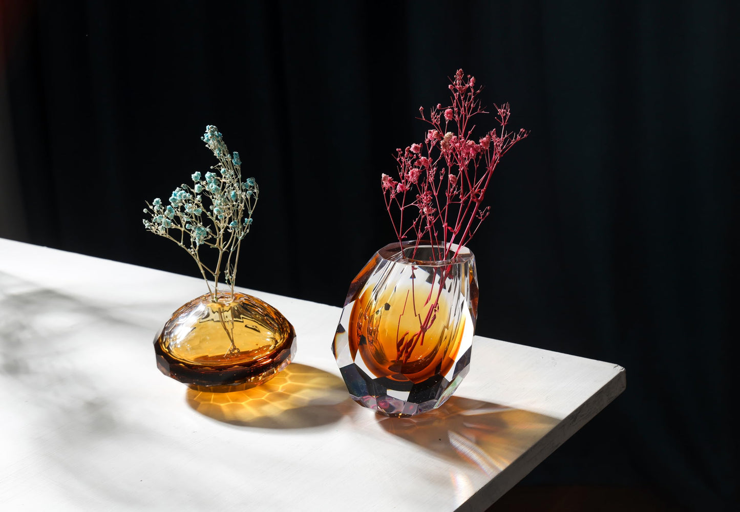 YAOYUAN Hand Blown Glass vase - Elegant Bud vases for Console Table Decor, Muti-Faceted,Beautiful Blown Glass Decor & Diffuser, Perfect Home Decoration (Middle)